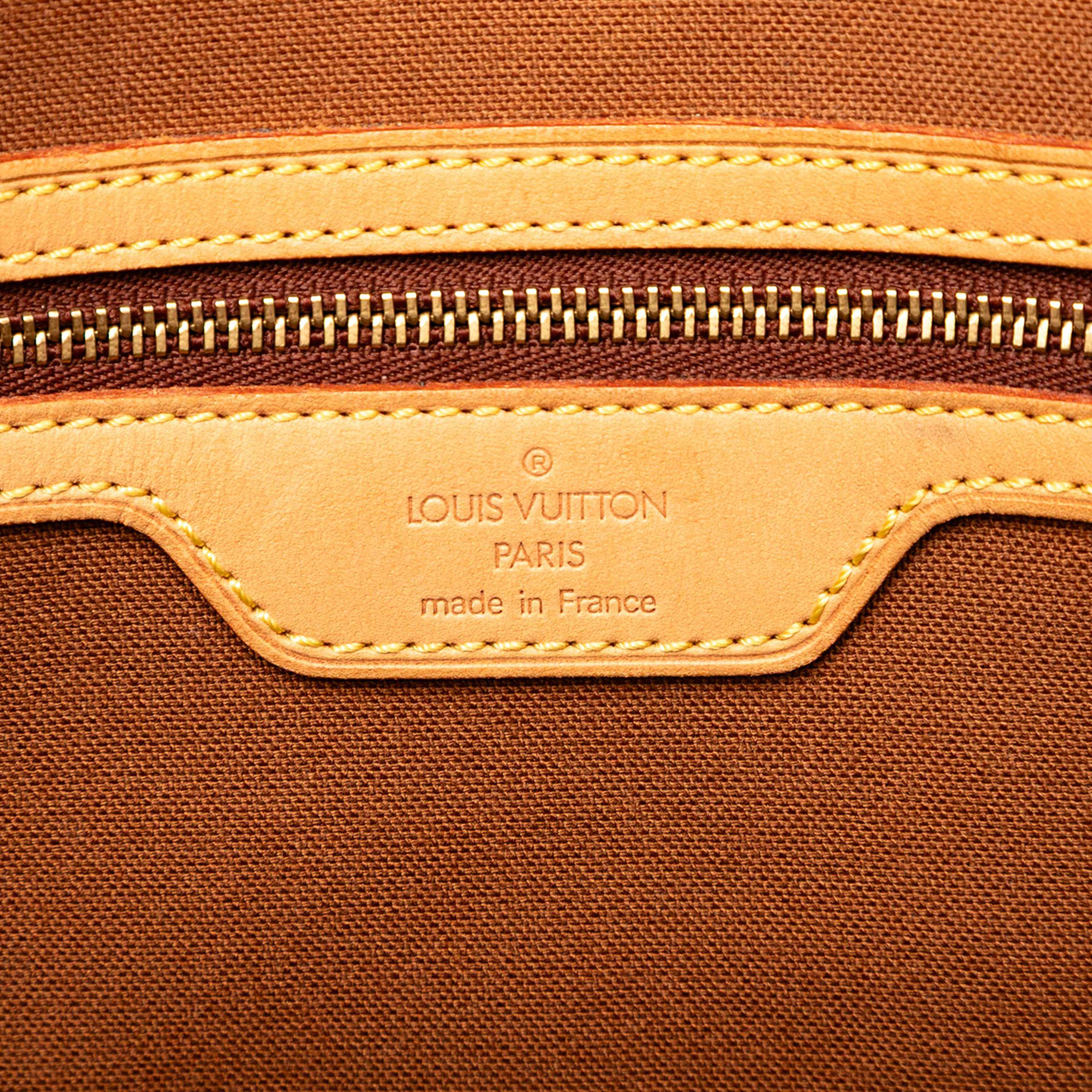 Louis Vuitton Monogram Abbesses, från Luxclusif, i färgen brown. Klicka för att öppna bilden i stort format