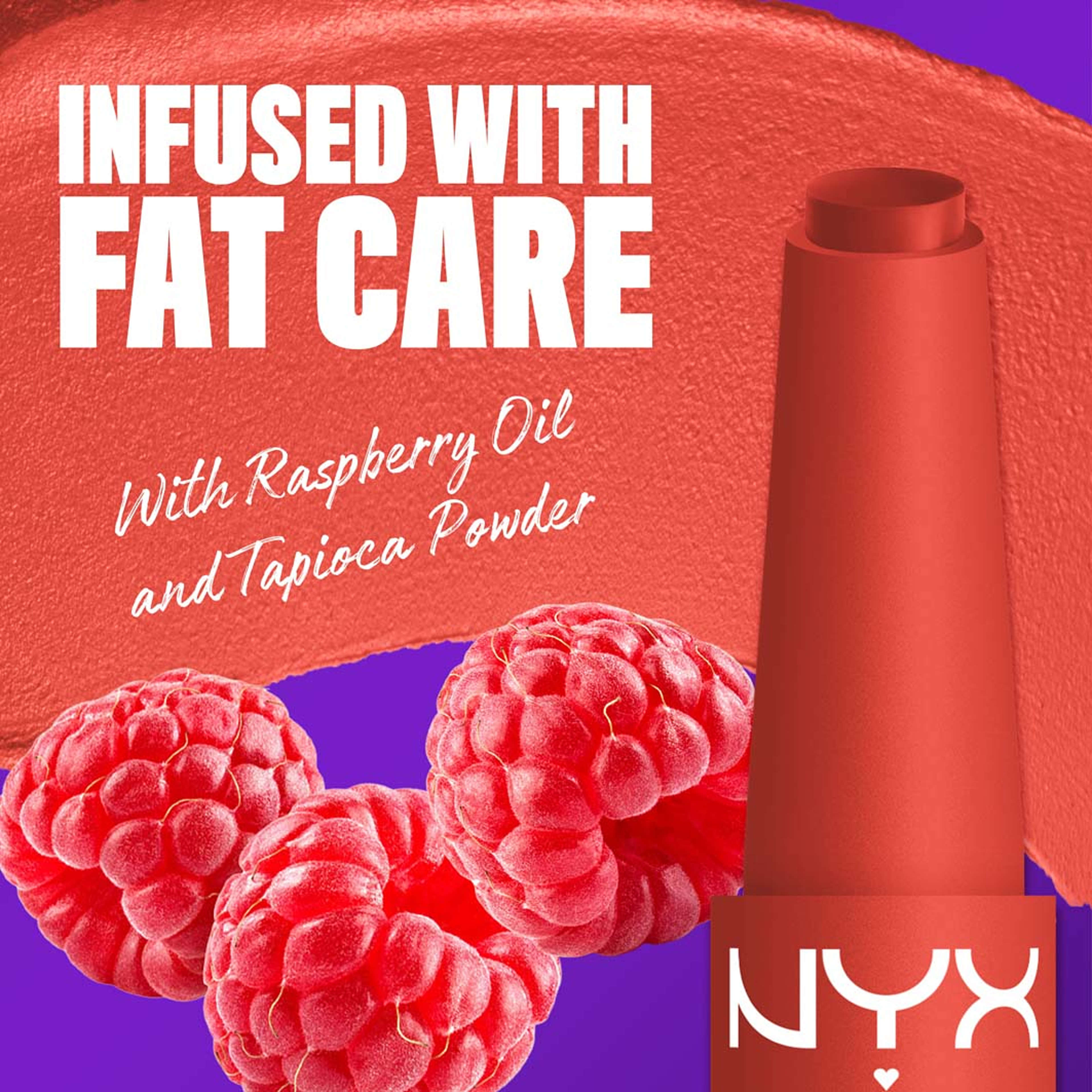Fat Matte Slick Click Lip balm, från NYX Professional Makeup, i färgen Coral Cuddlin'. Klicka för att öppna bilden i stort format