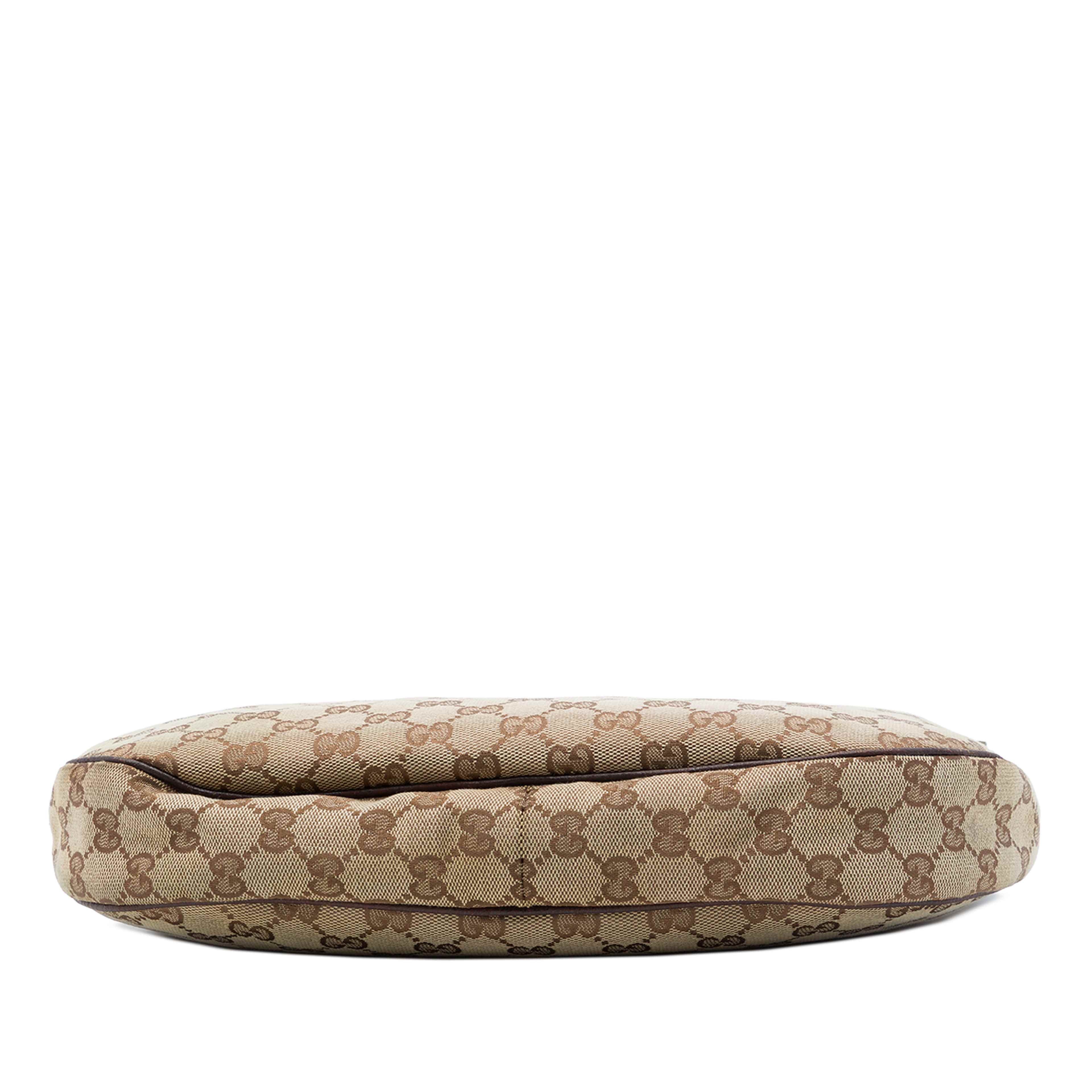 Gucci Gg Canvas Crossbody, från Luxclusif, i färgen beige. Klicka för att öppna bilden i stort format