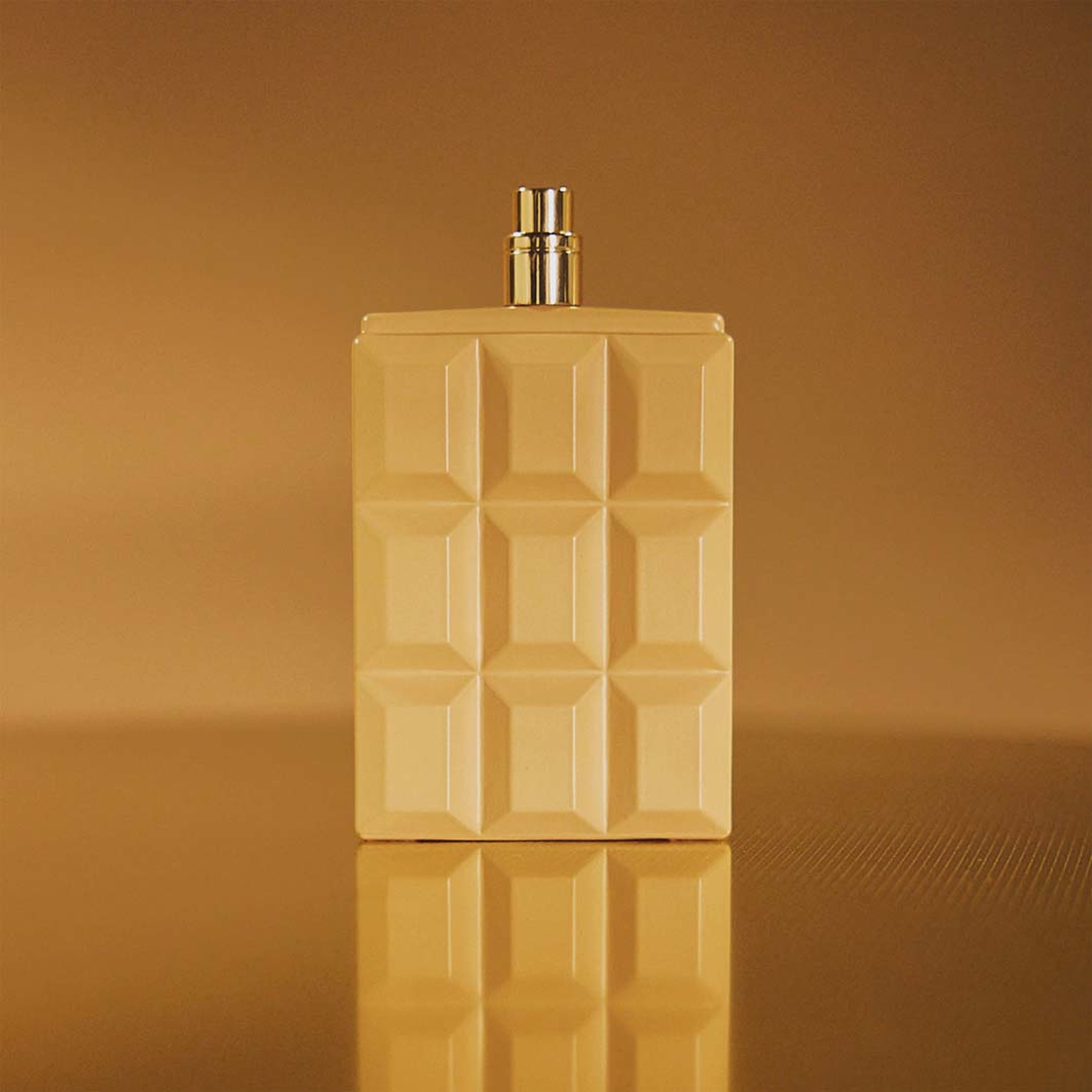 Caramel Dream EdP, från Sabrina Carpenter. Klicka för att öppna bilden i stort format