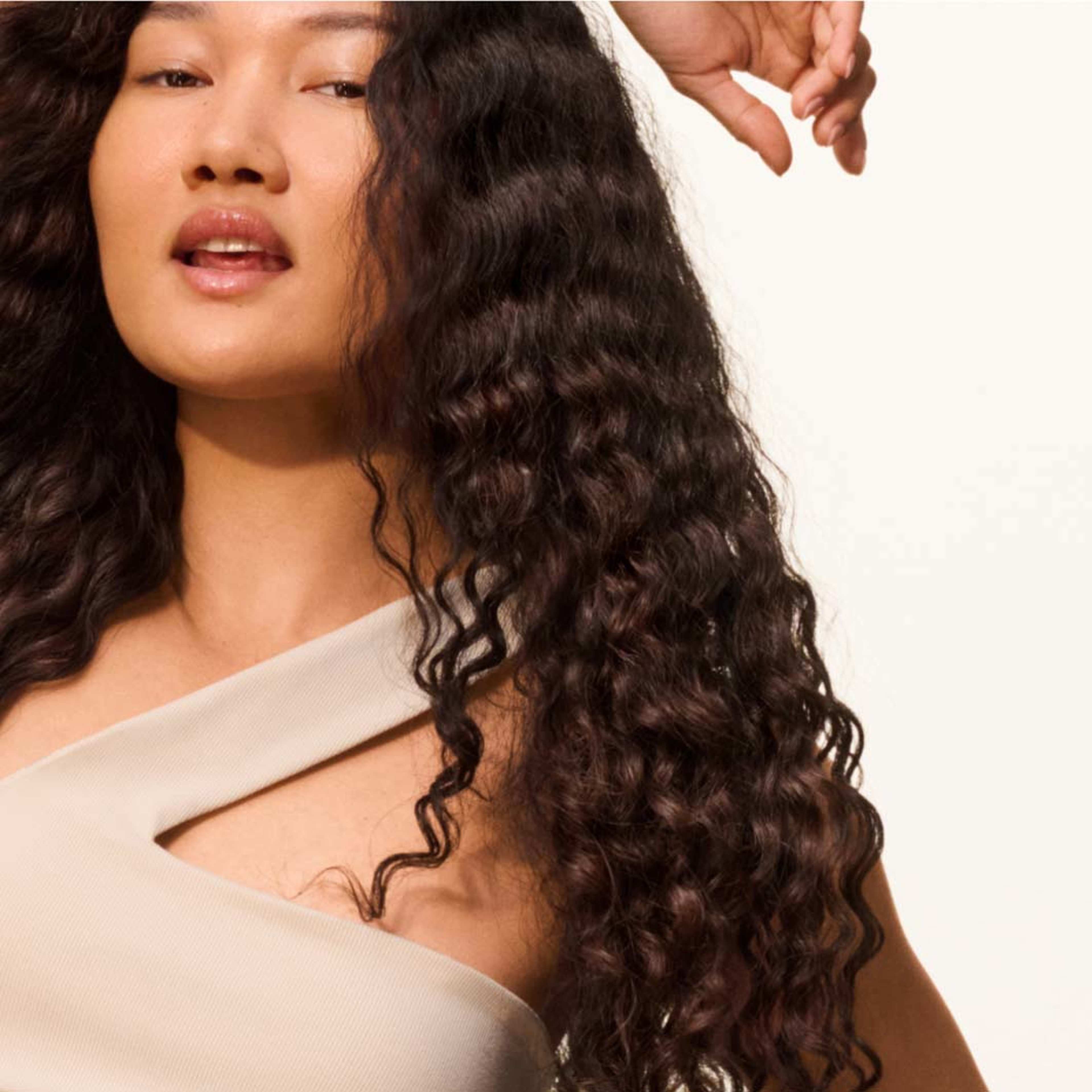Brazilian Glossy Nourishing Hair Oil, från Sol de Janeiro. Klicka för att öppna bilden i stort format