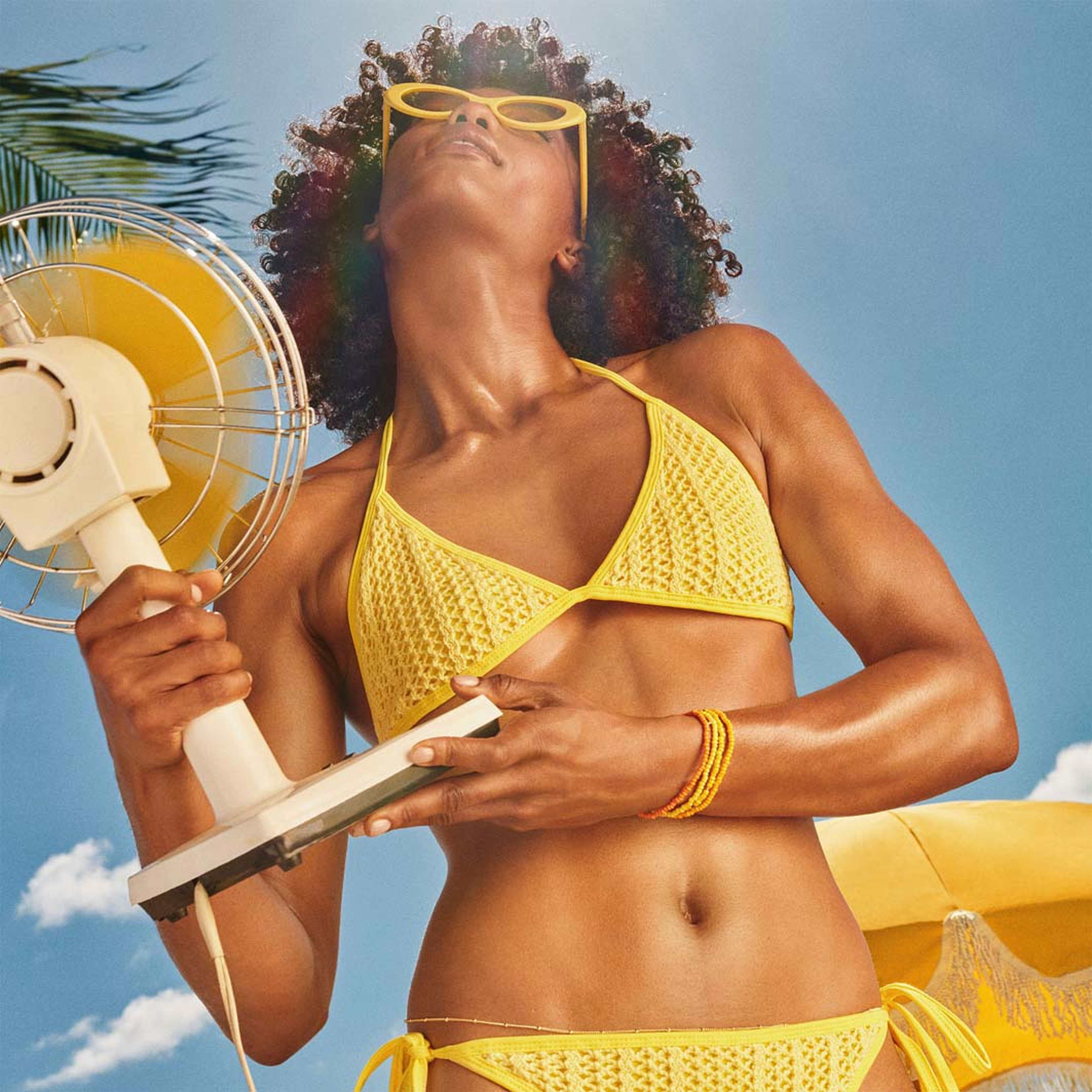 Limited Edition Perfume Mist Limonada Gelada, från Sol de Janeiro. Klicka för att öppna bilden i stort format