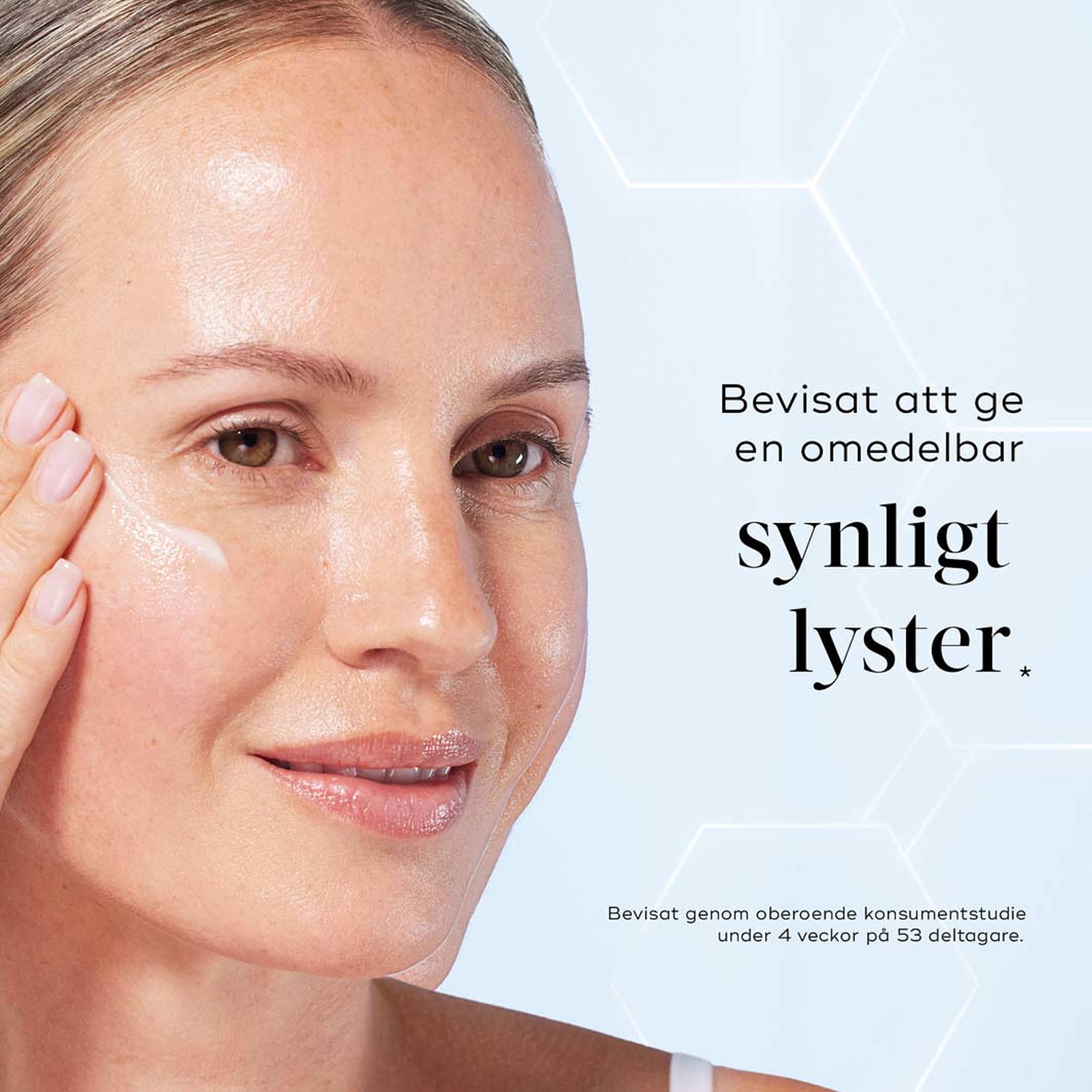 Niacinamide Peptides, från Medik8. Klicka för att öppna bilden i stort format