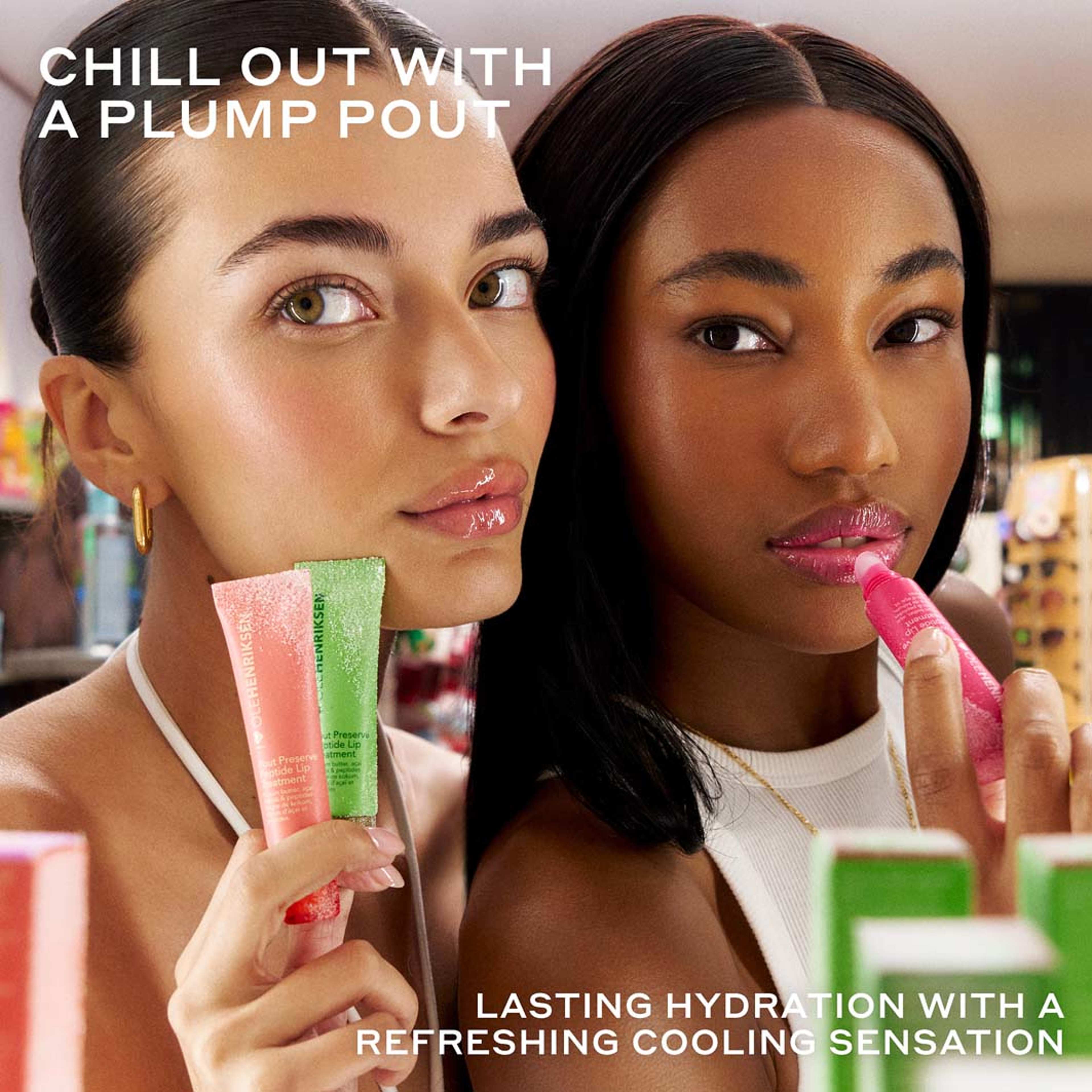 Lip Treatment Pout Preserve Chiller Guava, från Ole Henriksen, i färgen Watermelon. Klicka för att öppna bilden i stort format