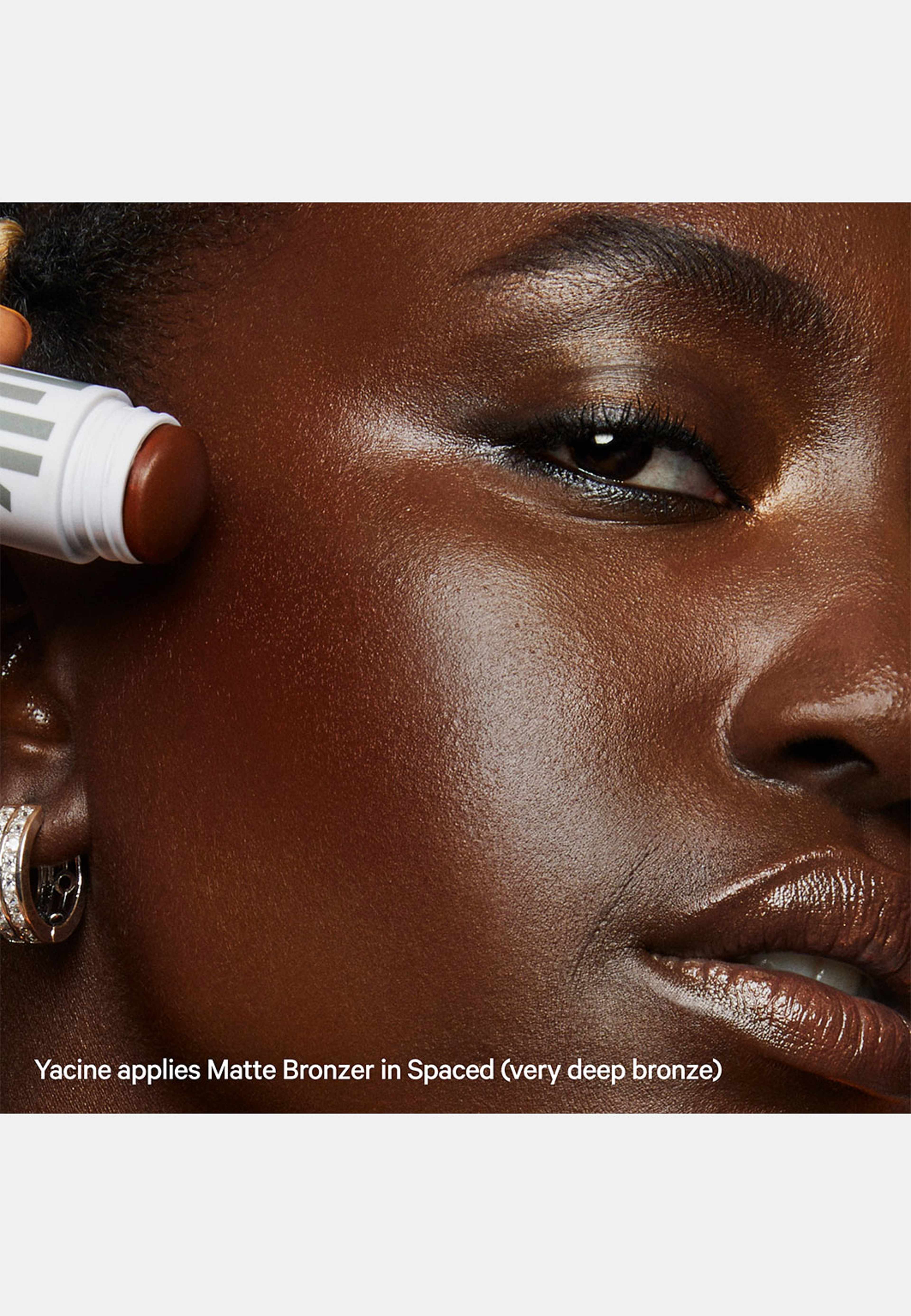 Matte Bronzer Stick