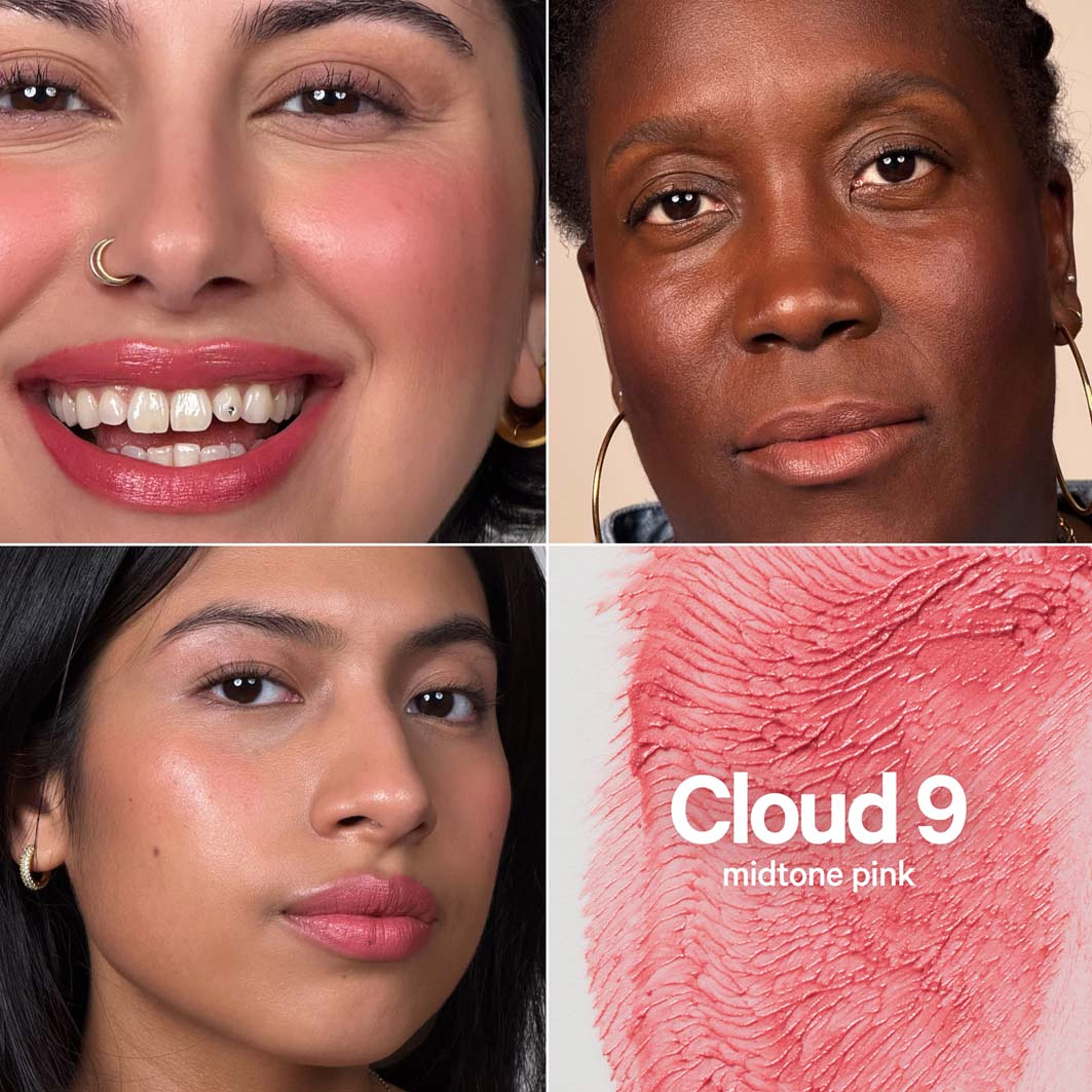 Lip + Cheek Blur Stick, från Milk Makeup, i färgen Cloud 9. Klicka för att öppna bilden i stort format