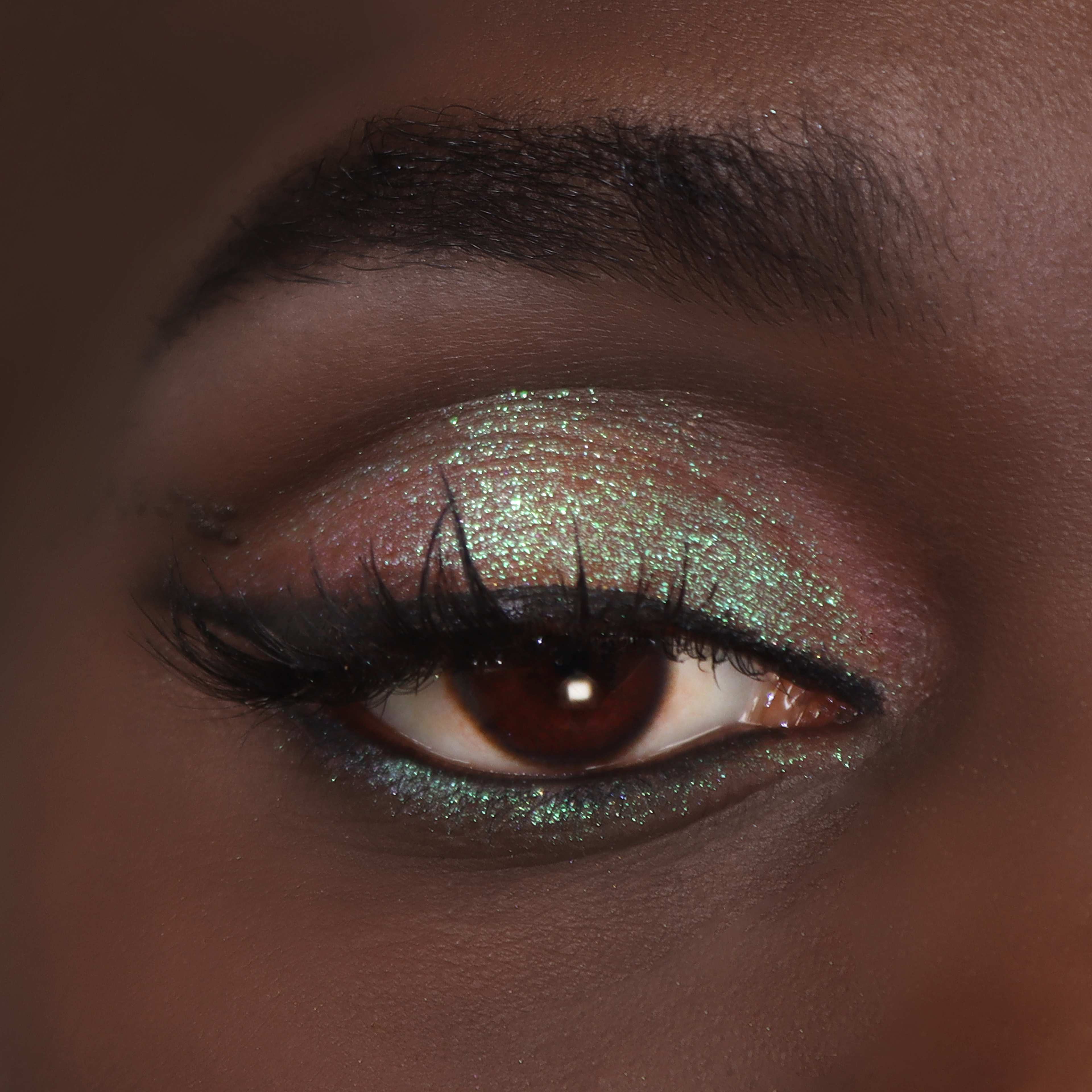 Chroma Light Shadow