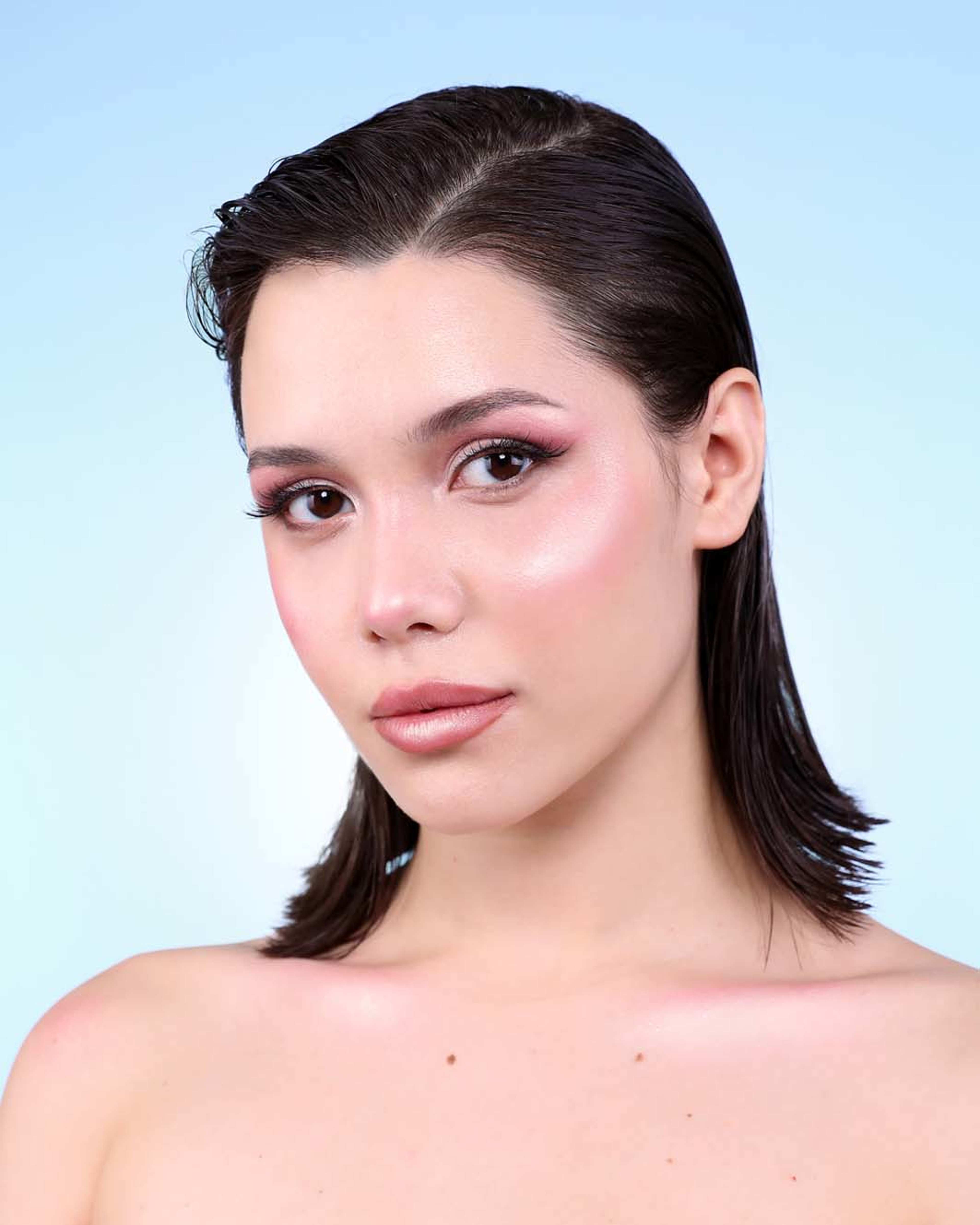 Icy Glow Jelly Stick, från MOIRA, i färgen Peach Sour. Klicka för att öppna bilden i stort format