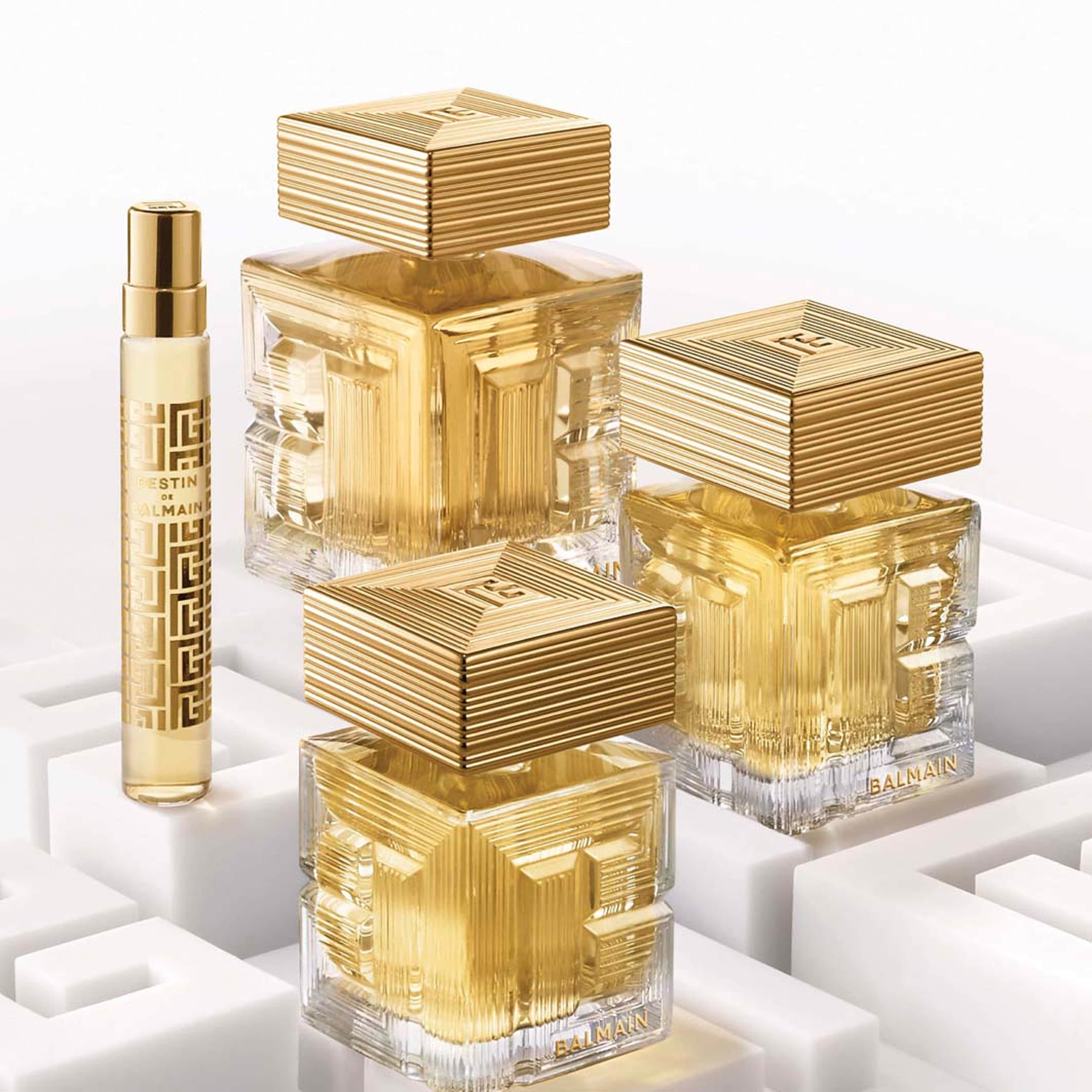 Destin Eau de parfum, från Balmain. Klicka för att öppna bilden i stort format