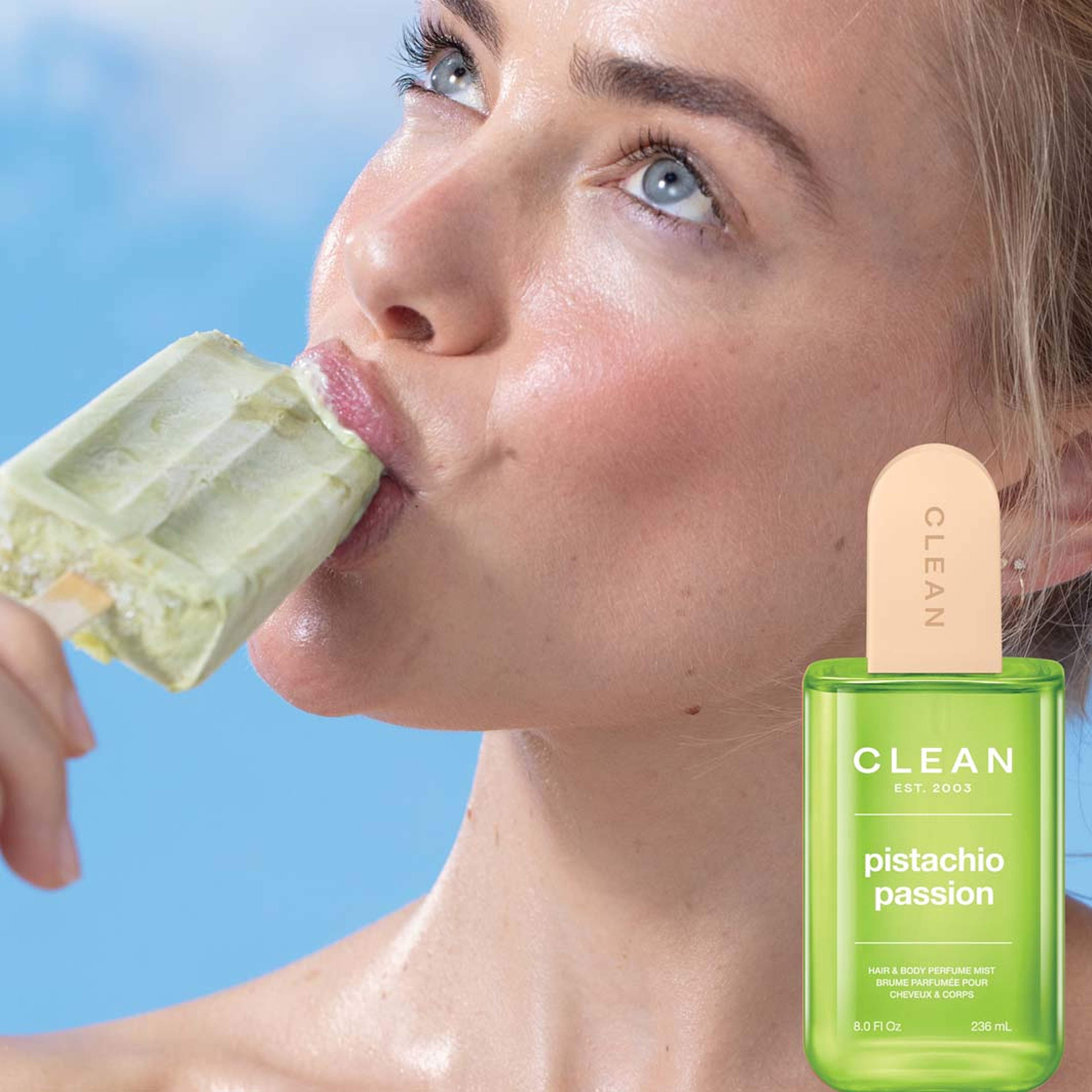 Pistachio Passion Hair & Body Perfume Mist, från Clean. Klicka för att öppna bilden i stort format