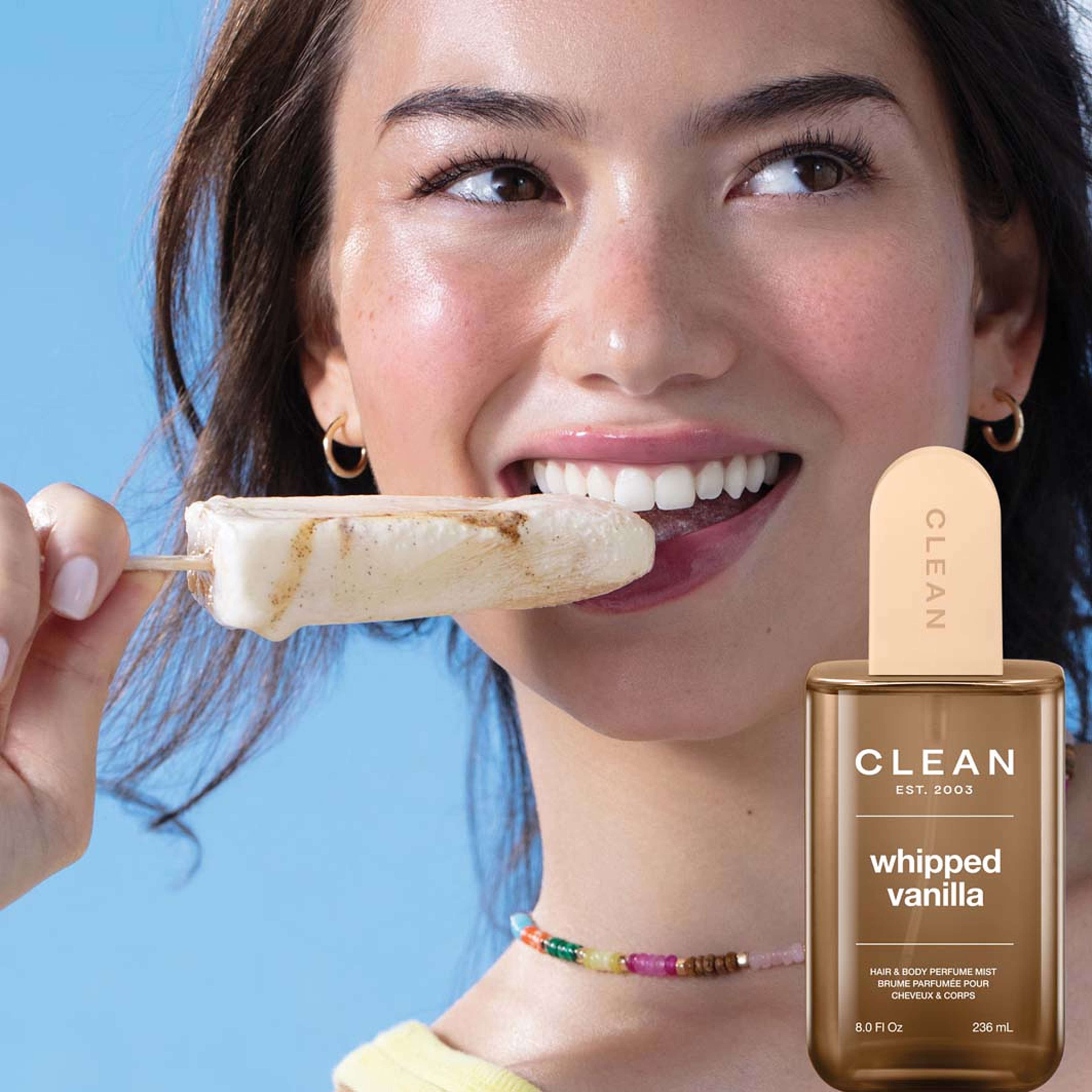 Whipped Vanilla Hair & Body Perfume Mist, från Clean. Klicka för att öppna bilden i stort format