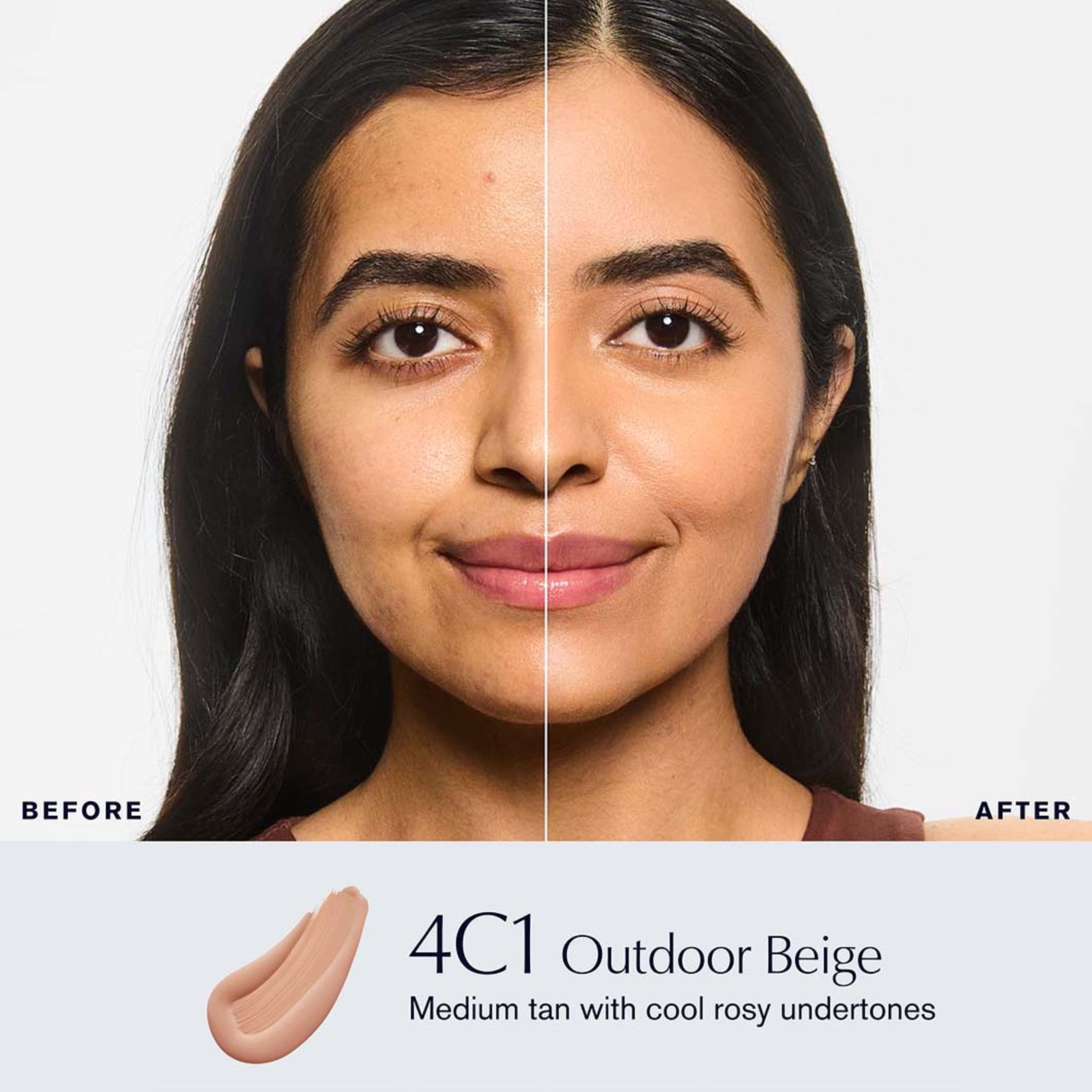 Double Wear Stay-In-Place Makeup SPF10, från Estée Lauder, i färgen 4c1 Outdoor Beige. Klicka för att öppna bilden i stort format