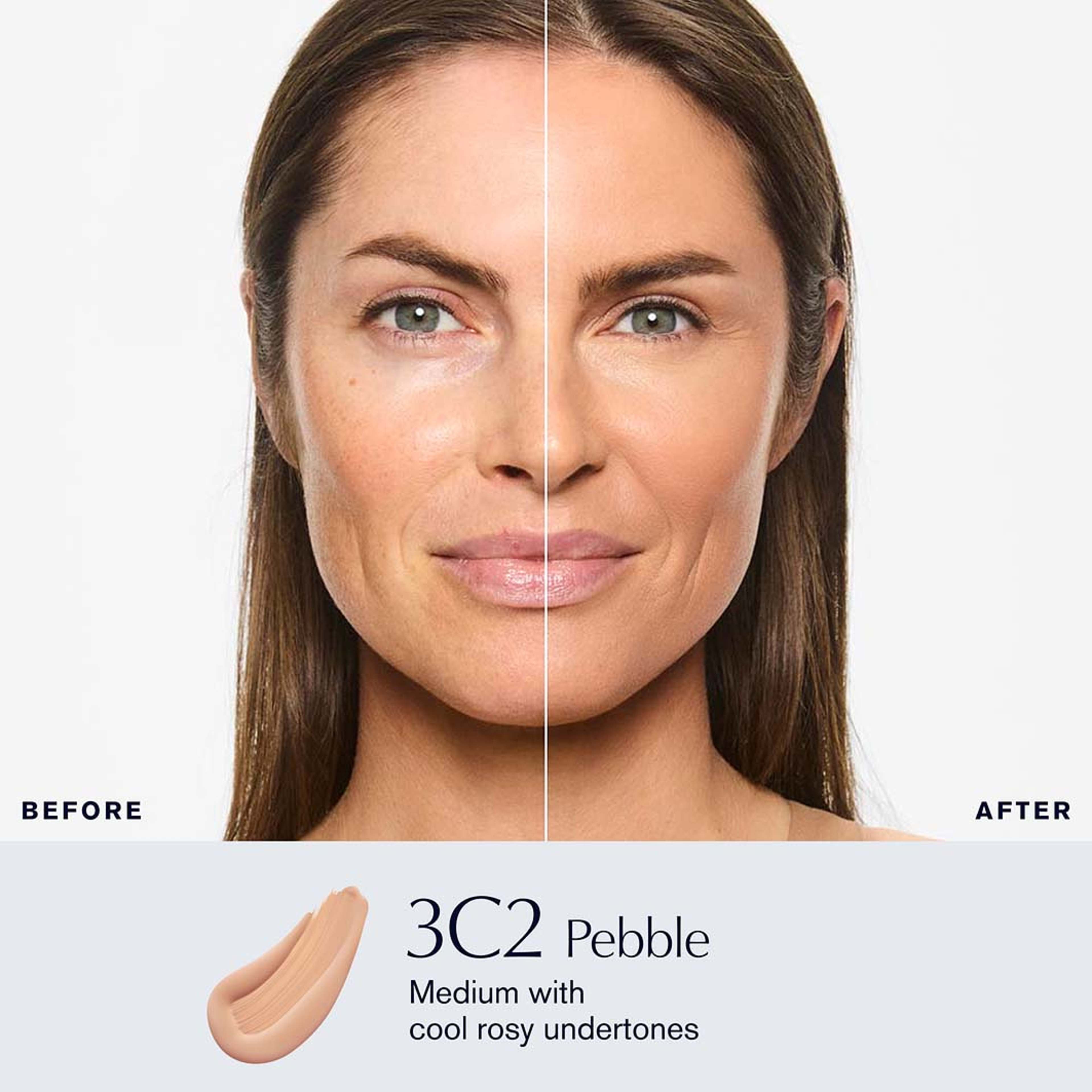 Double Wear Stay-In-Place Makeup SPF10, från Estée Lauder, i färgen 3c2 Pebble. Klicka för att öppna bilden i stort format