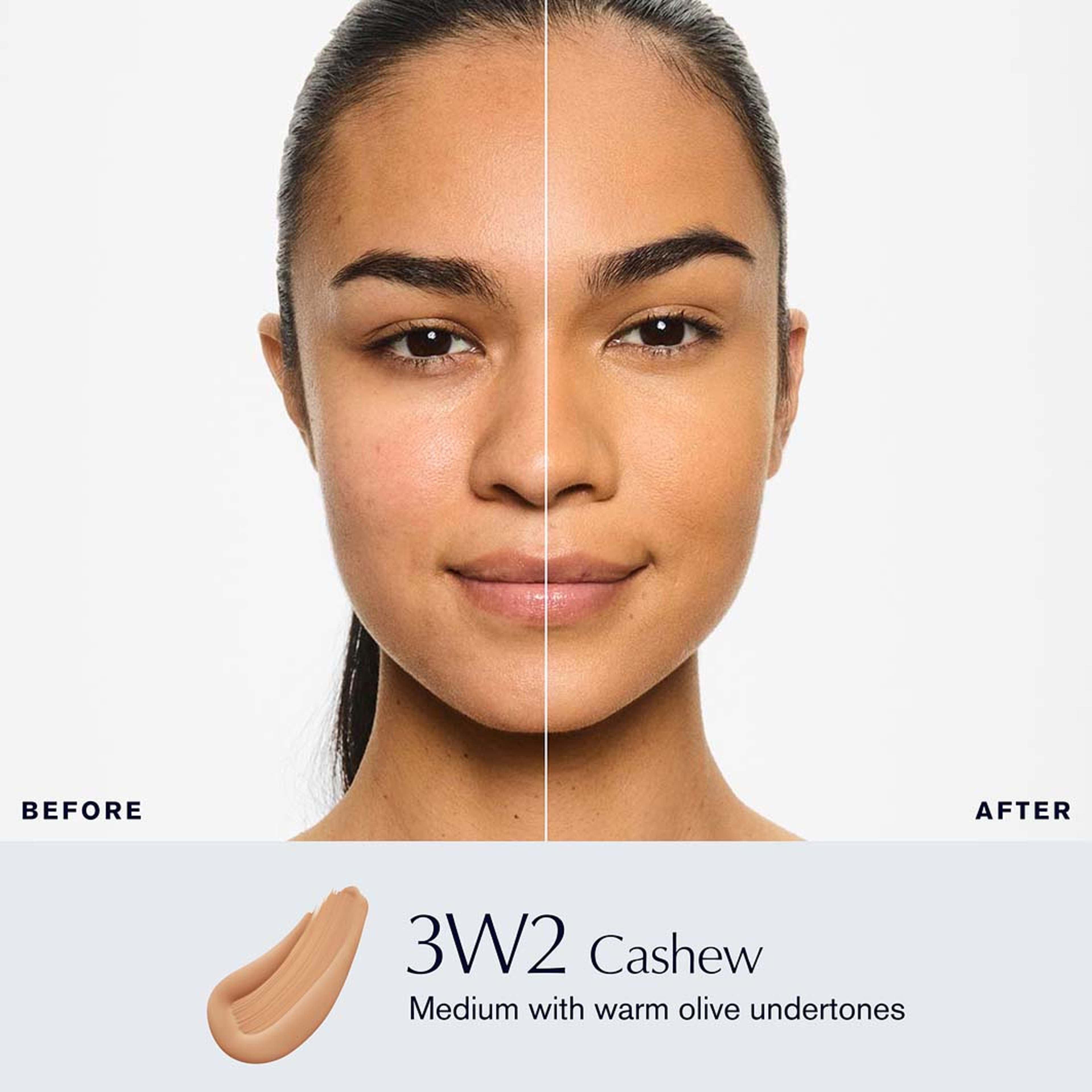 Double Wear Stay-In-Place Makeup SPF10, från Estée Lauder, i färgen 3w2 Cashew. Klicka för att öppna bilden i stort format