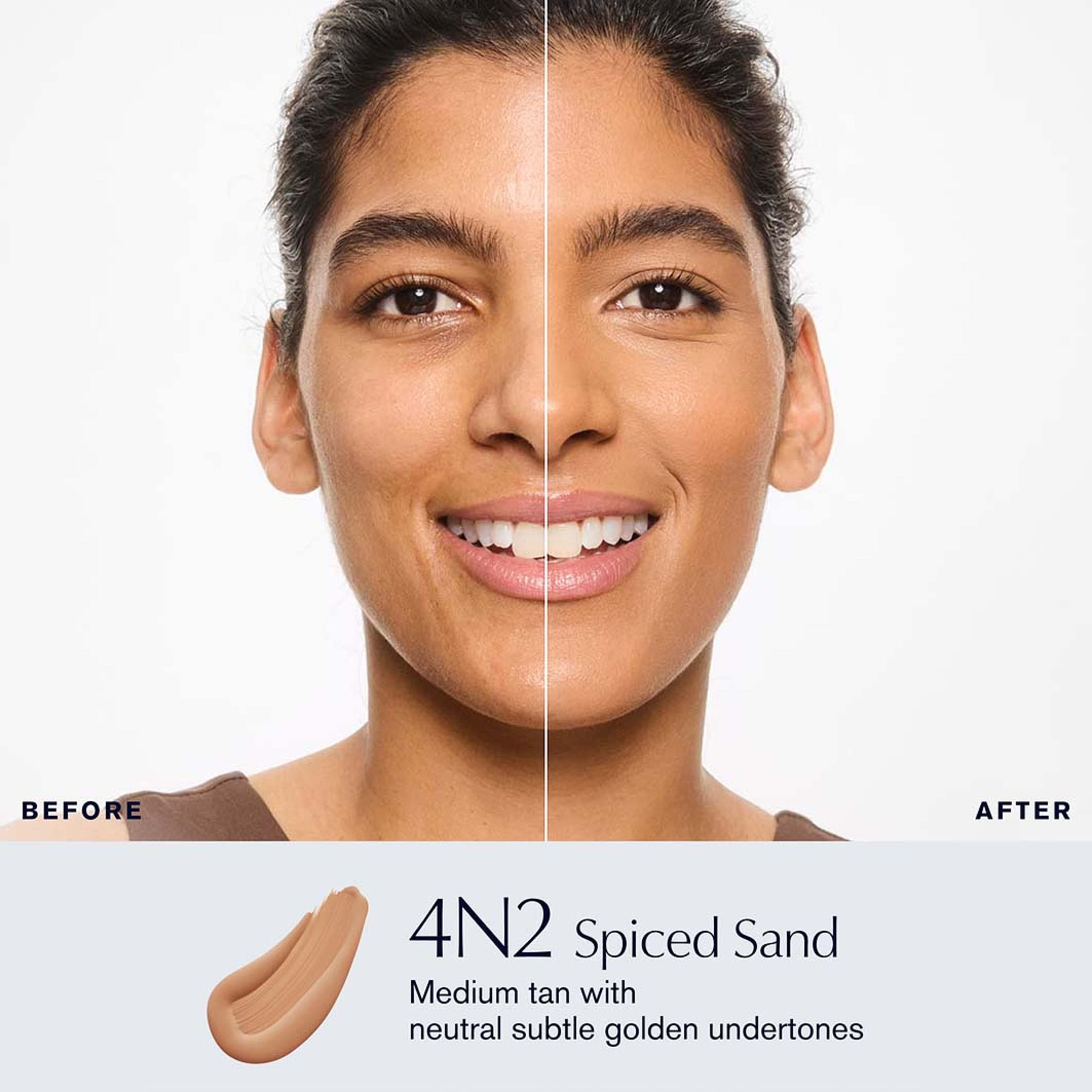 Double Wear Stay-In-Place Makeup SPF10, från Estée Lauder, i färgen 4n2 Spiced Sand. Klicka för att öppna bilden i stort format