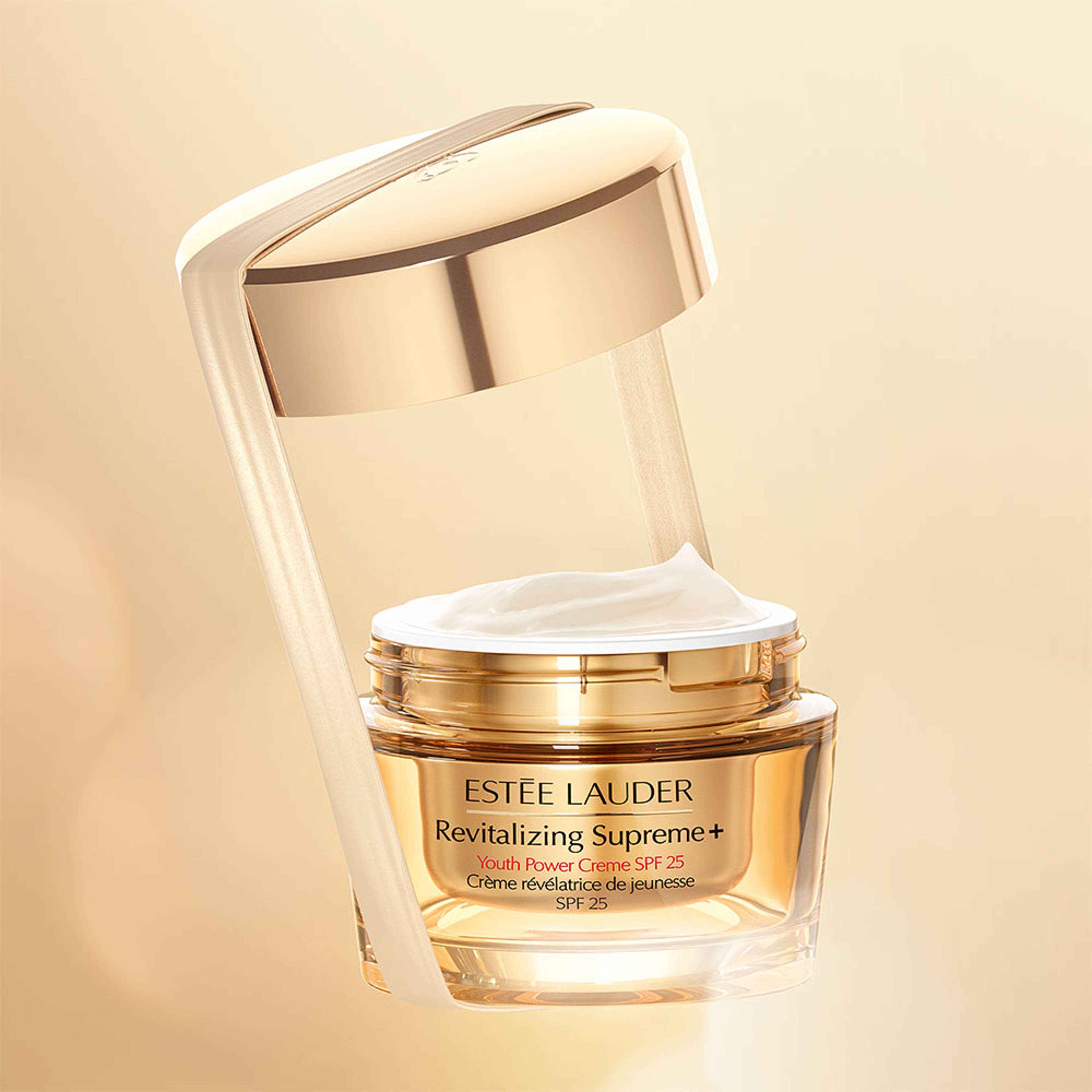 Revitalizing Supreme Youth Power Creme SPF 25, från Estée Lauder. Klicka för att öppna bilden i stort format