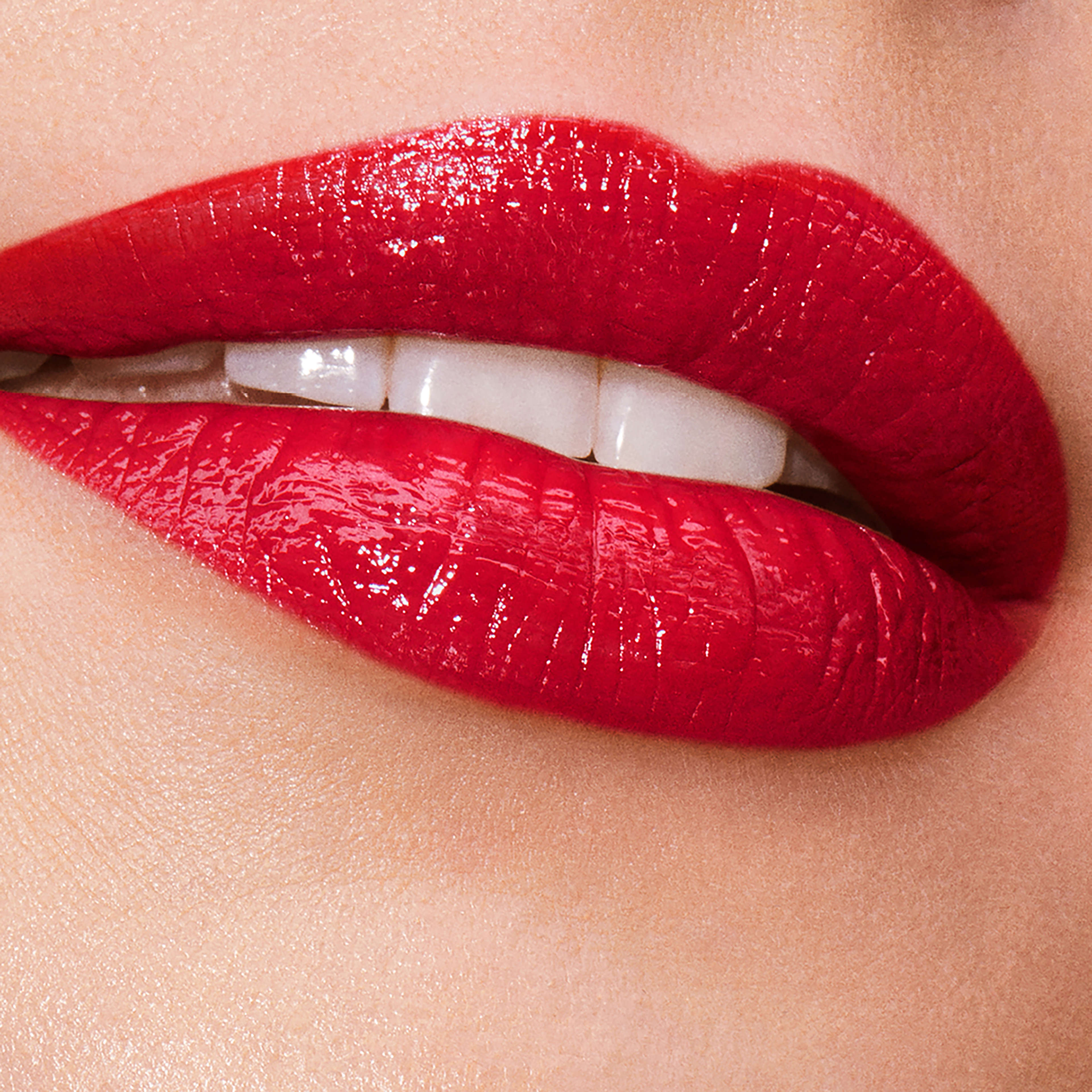 Pure Color Explicit Slick Shine Lipstick, från Estée Lauder, i färgen 419 Playtime. Klicka för att öppna bilden i stort format