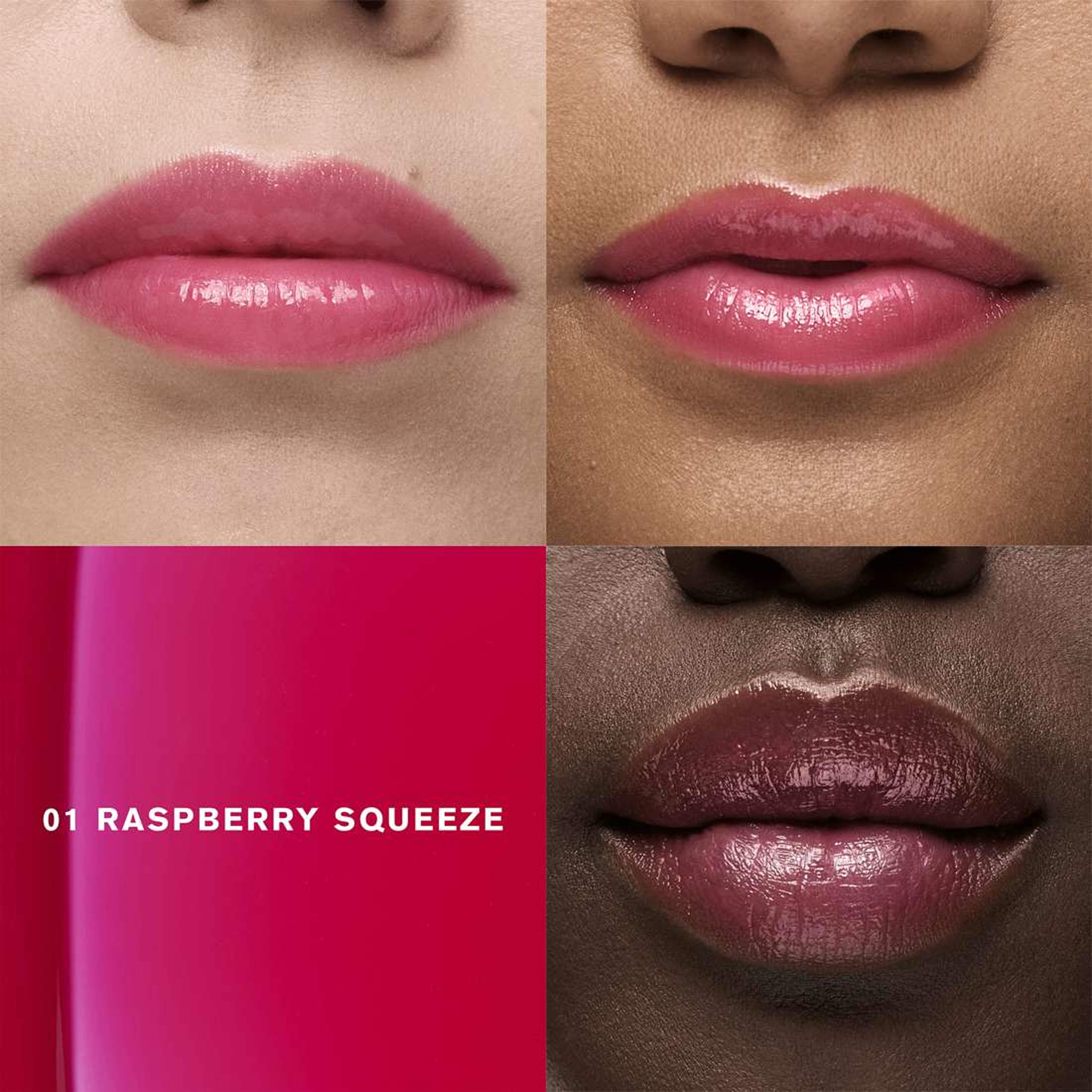 Glossy Pout Lip Oil, från Estée Lauder, i färgen 01 Raspberry Squeeze. Klicka för att öppna bilden i stort format