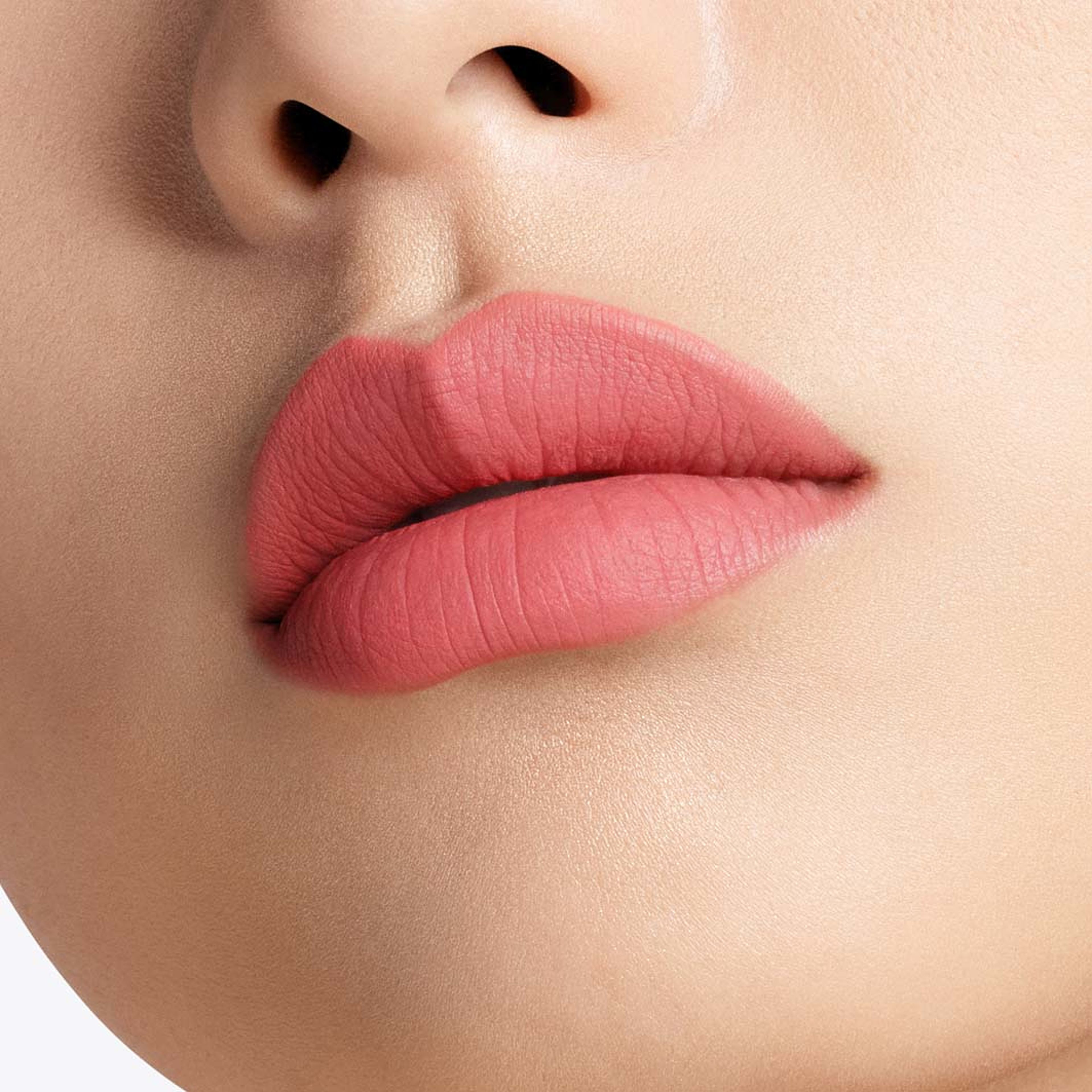 Liquid Lip Luxe Matte Lipstick, från Tom Ford, i färgen Coral Honey. Klicka för att öppna bilden i stort format