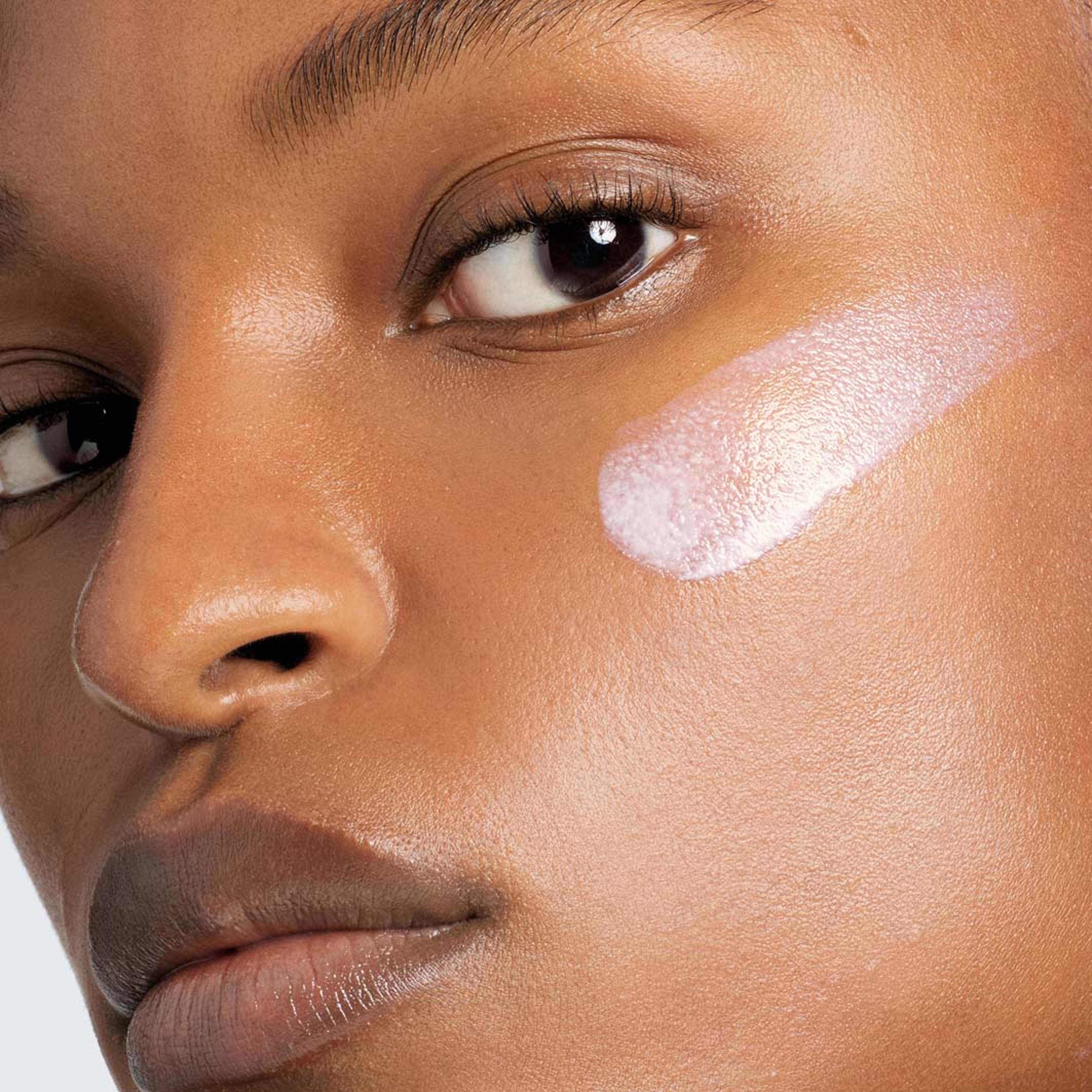 Soleil Face Illuminator, från Tom Ford, i färgen Winter Light. Klicka för att öppna bilden i stort format