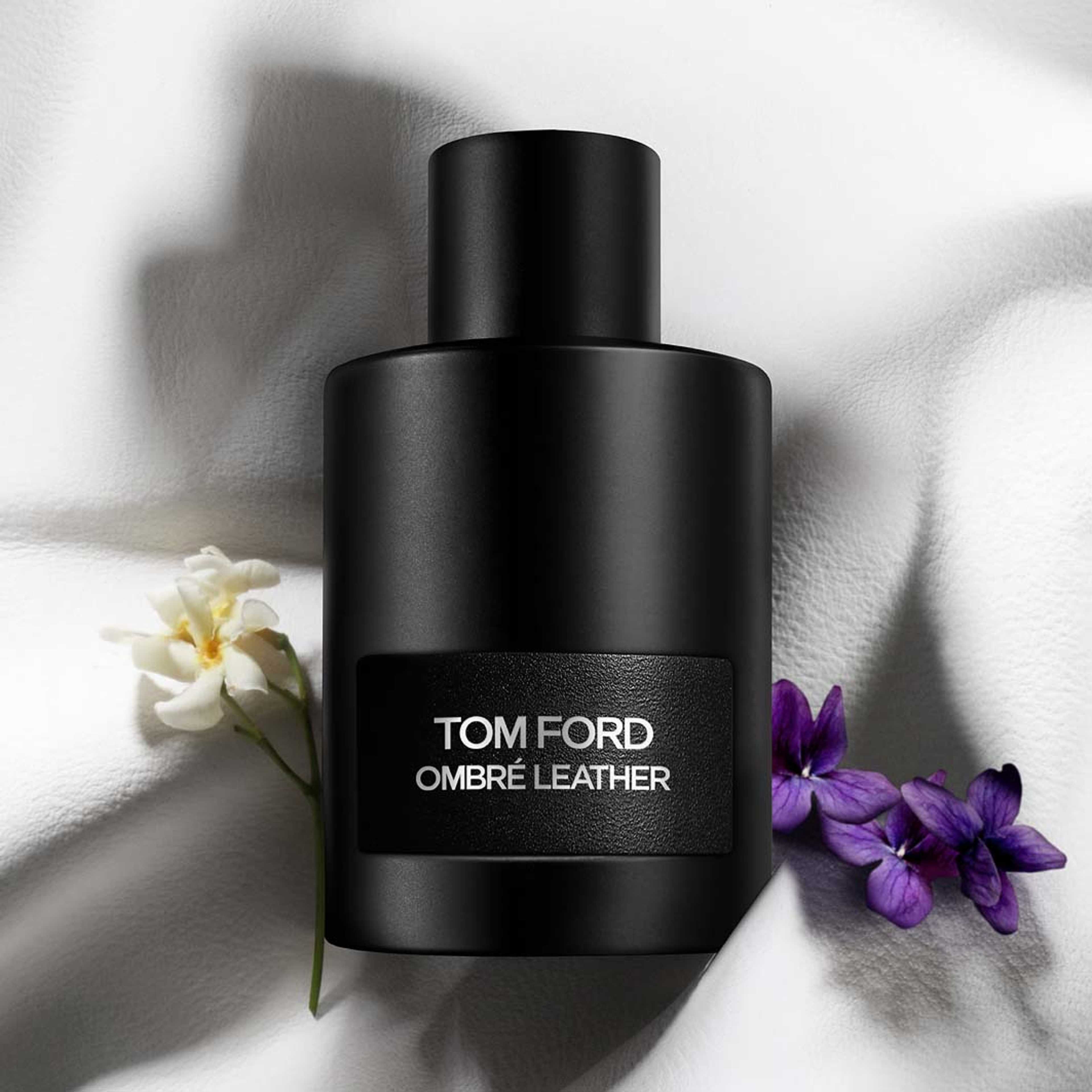 Ombré Leather Eau de Parfum, från Tom Ford. Klicka för att öppna bilden i stort format