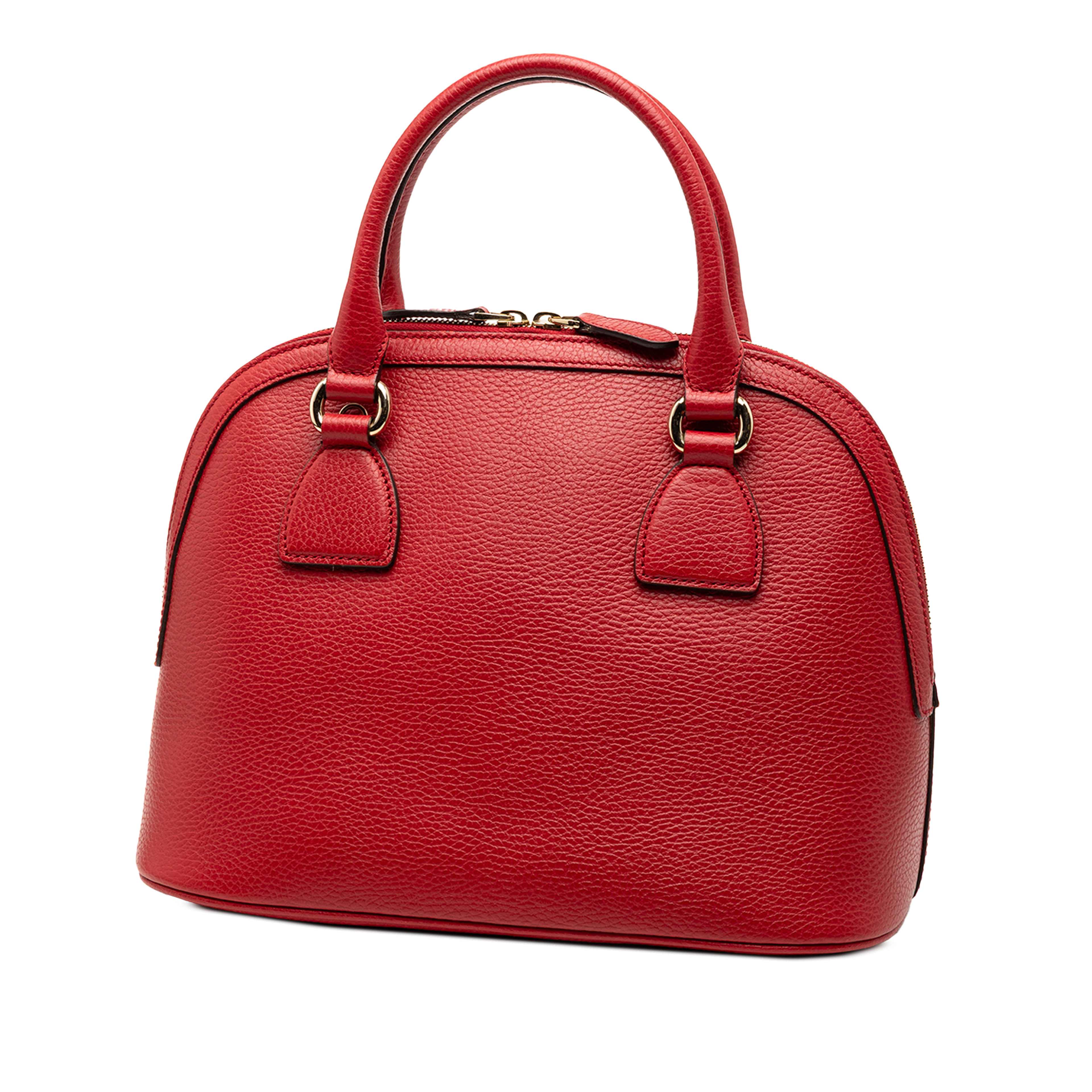 Gucci Small Dollar Calfskin Gg Charm Dome Satchel, från Luxclusif, i färgen red. Klicka för att öppna bilden i stort format