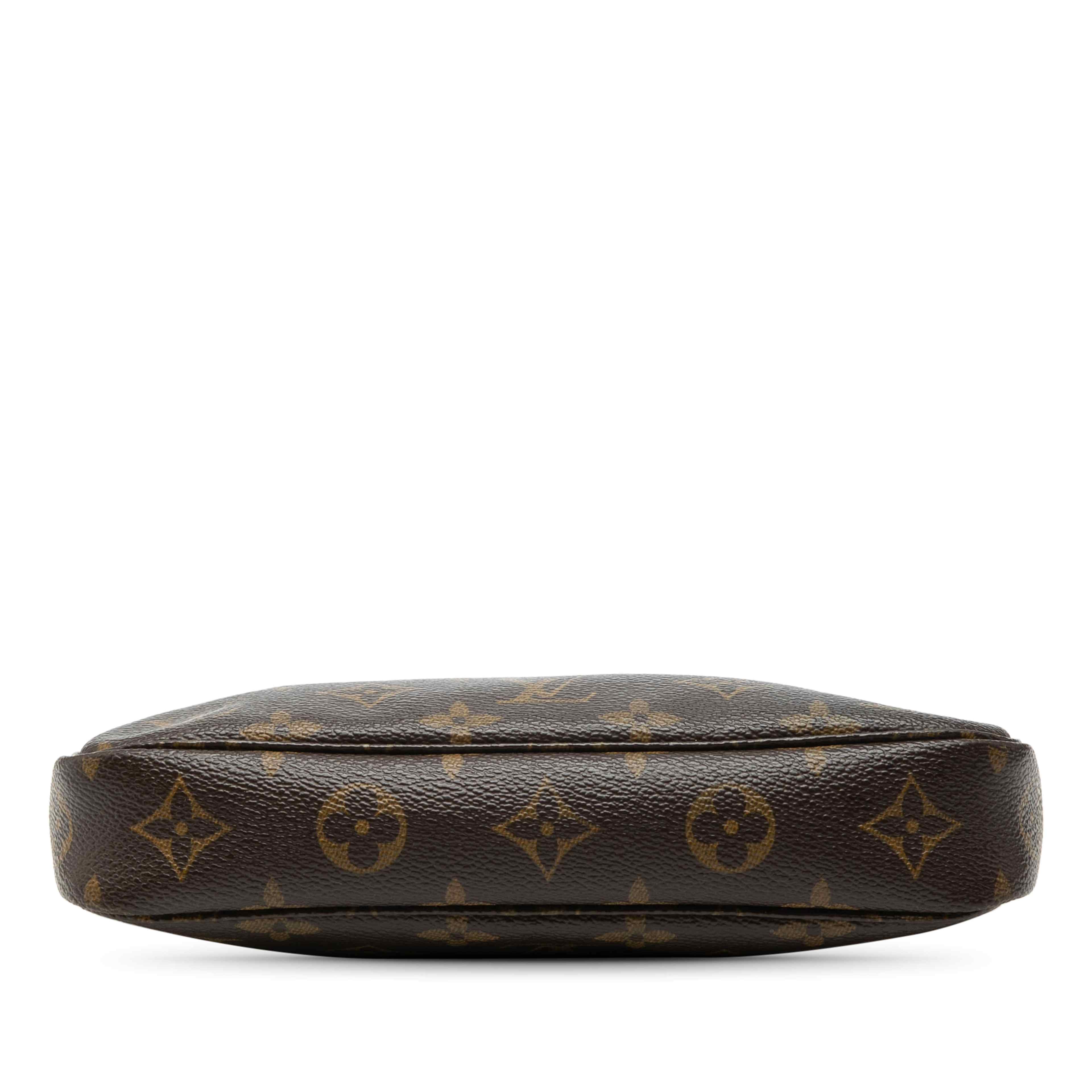 Louis Vuitton Monogram Pochette Accessoires, från Luxclusif, i färgen brown. Klicka för att öppna bilden i stort format
