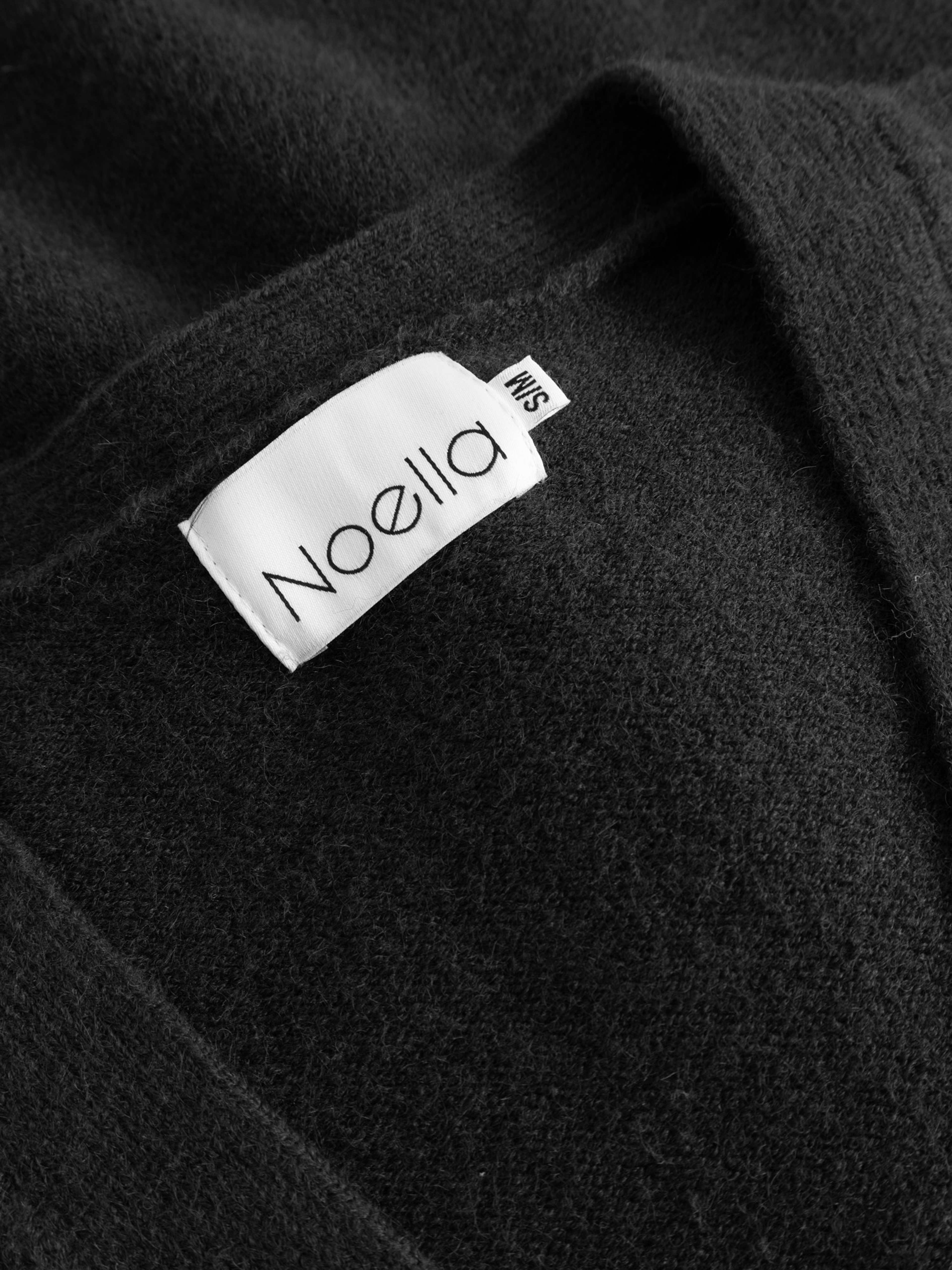 Lenyxanna Knit Dress - Black, från Noella, i färgen black. Klicka för att öppna bilden i stort format