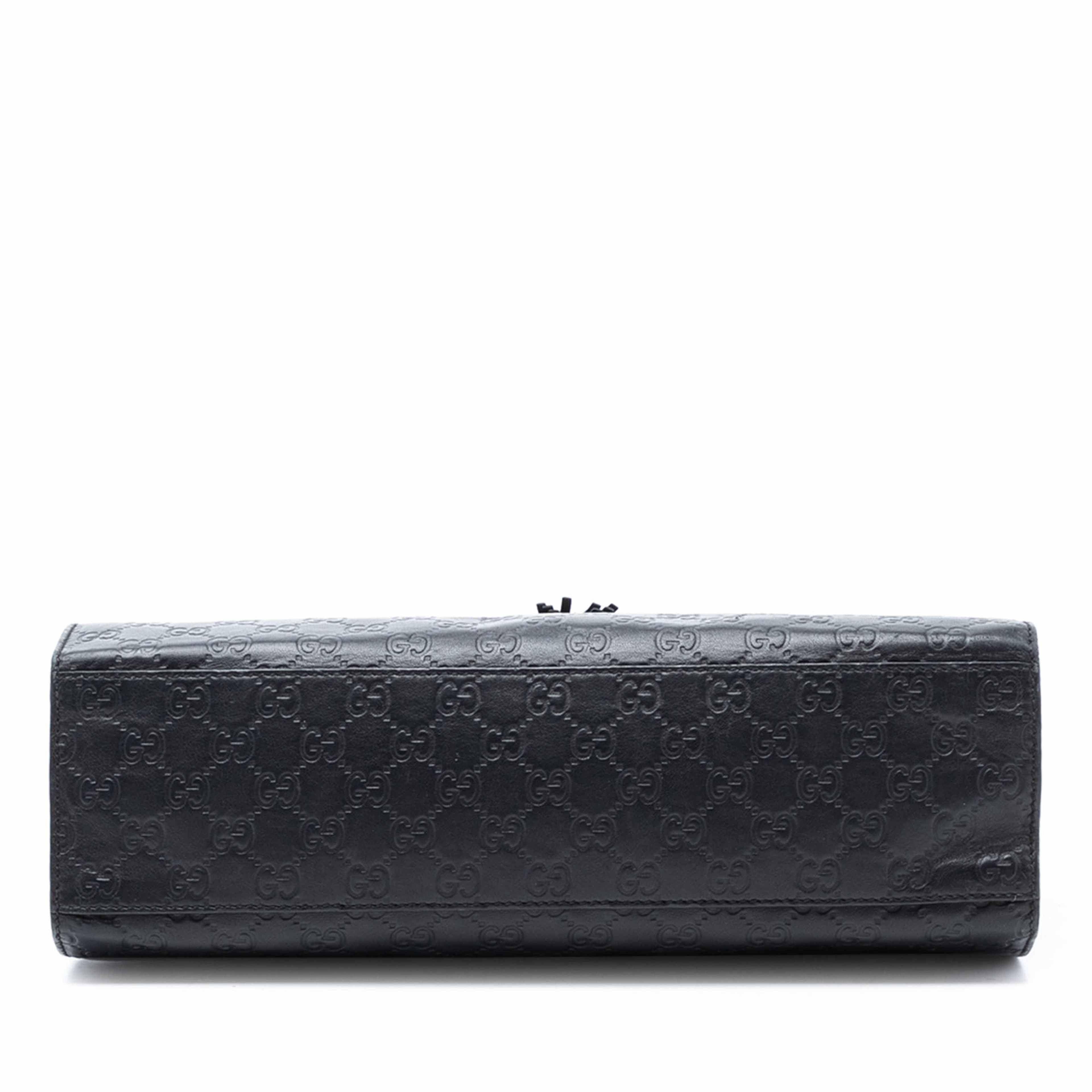 Gucci Large Guccissima Emily Shoulder Bag, från Luxclusif, i färgen black. Klicka för att öppna bilden i stort format