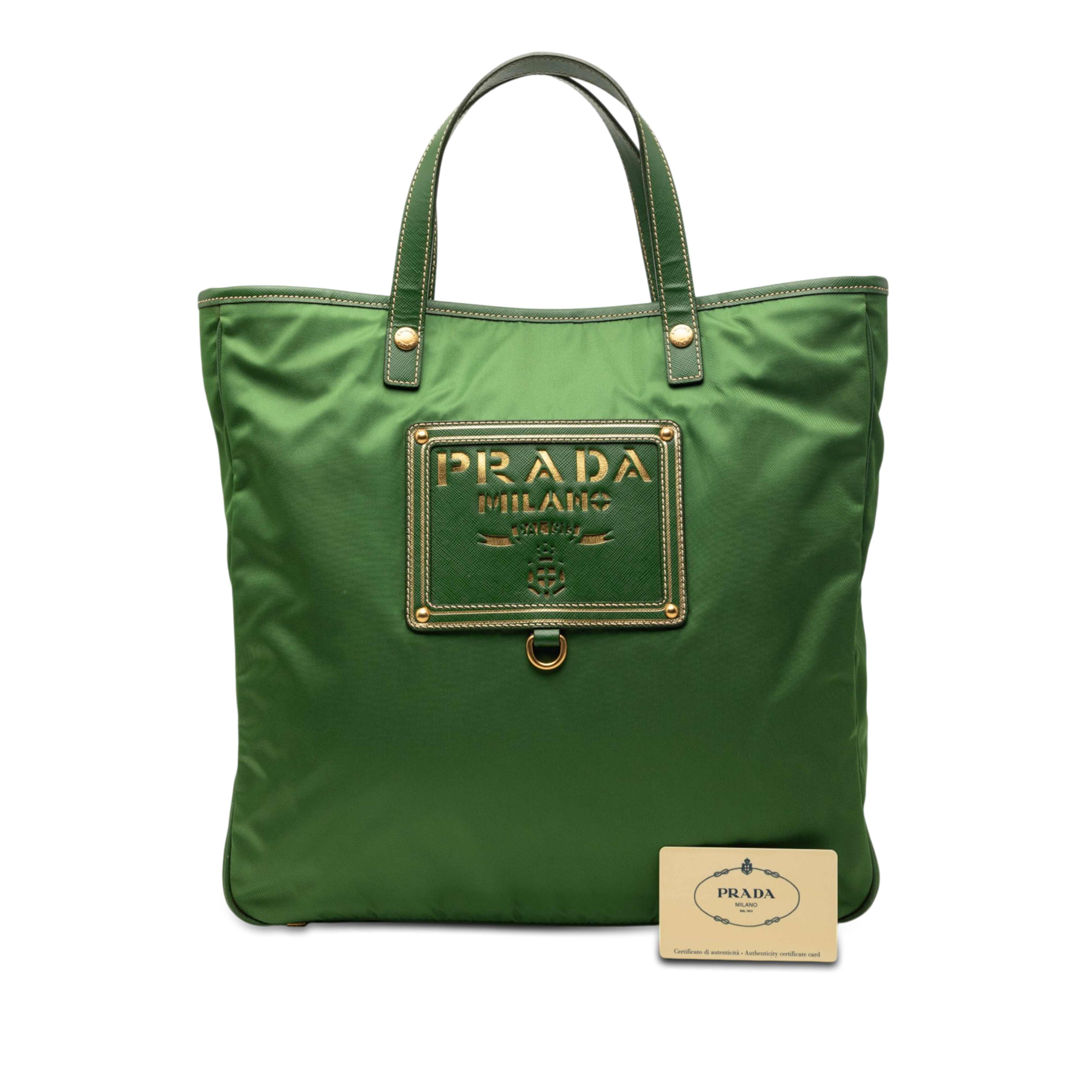 Prada Saffiano Trimmed Tessuto Logo Plate Convertible Tote, från Luxclusif, i färgen grön. Klicka för att öppna bilden i stort format