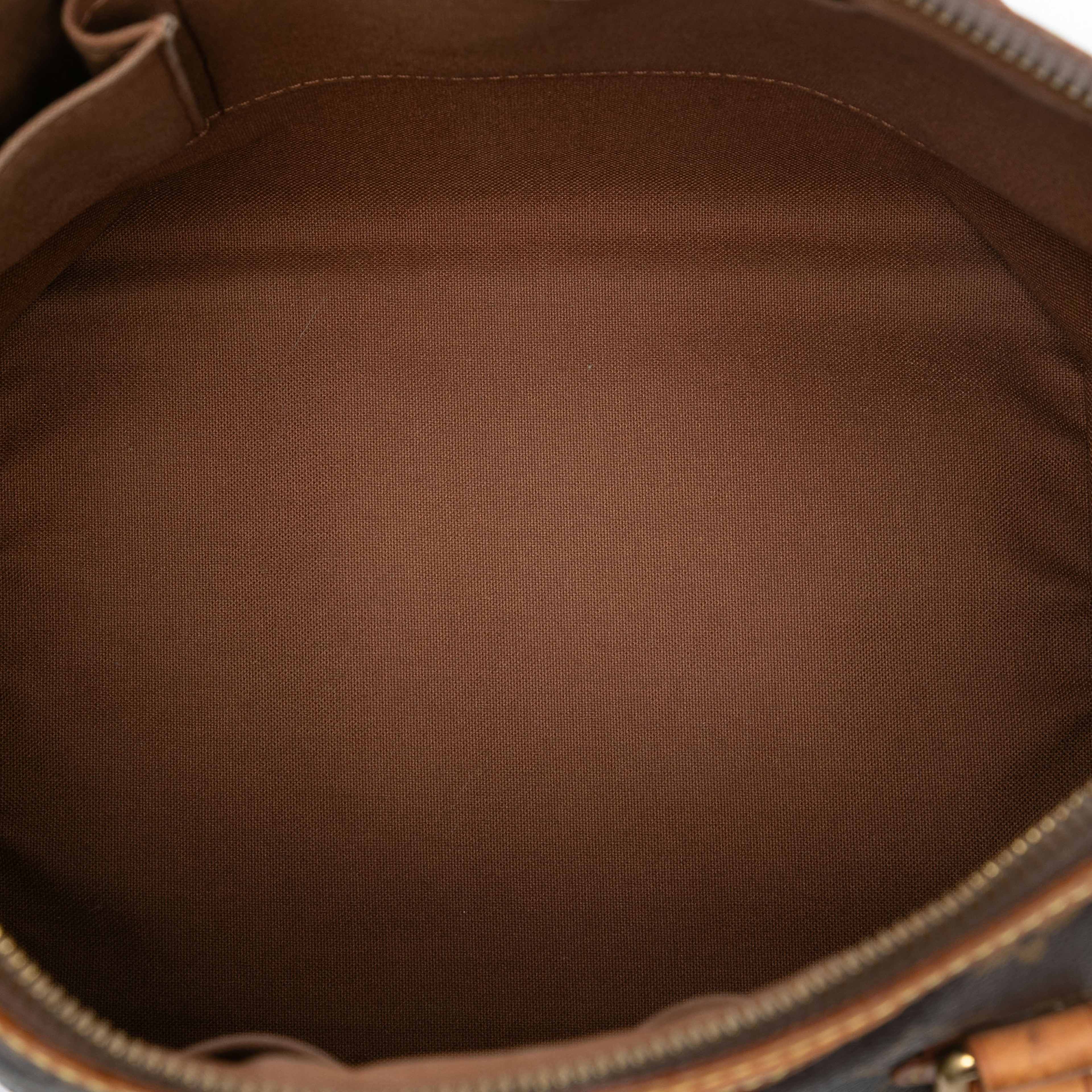 Louis Vuitton Monogram Palermo Pm, från Luxclusif, i färgen brown. Klicka för att öppna bilden i stort format