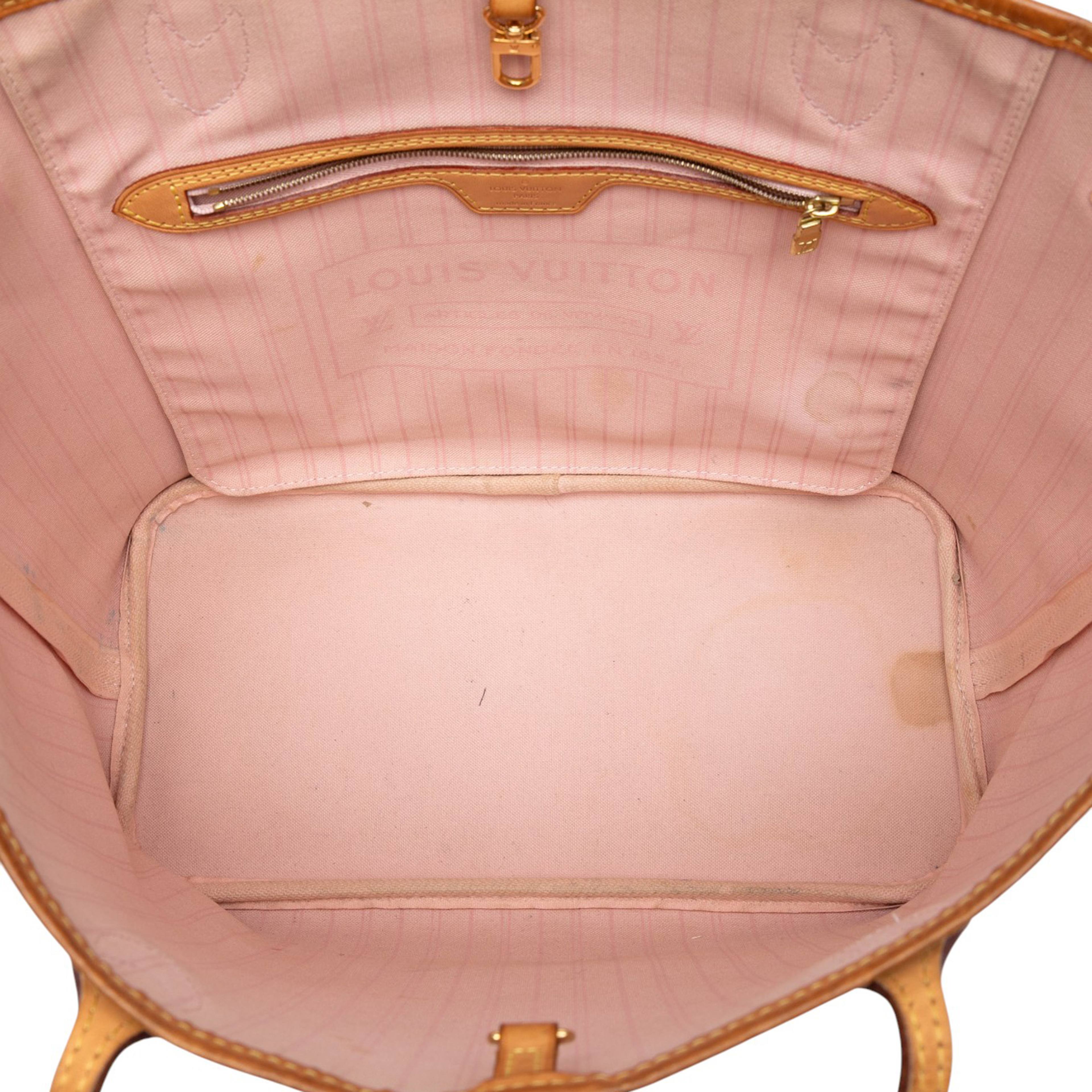 Louis Vuitton Damier Azur Neverfull Mm, från Luxclusif, i färgen white. Klicka för att öppna bilden i stort format