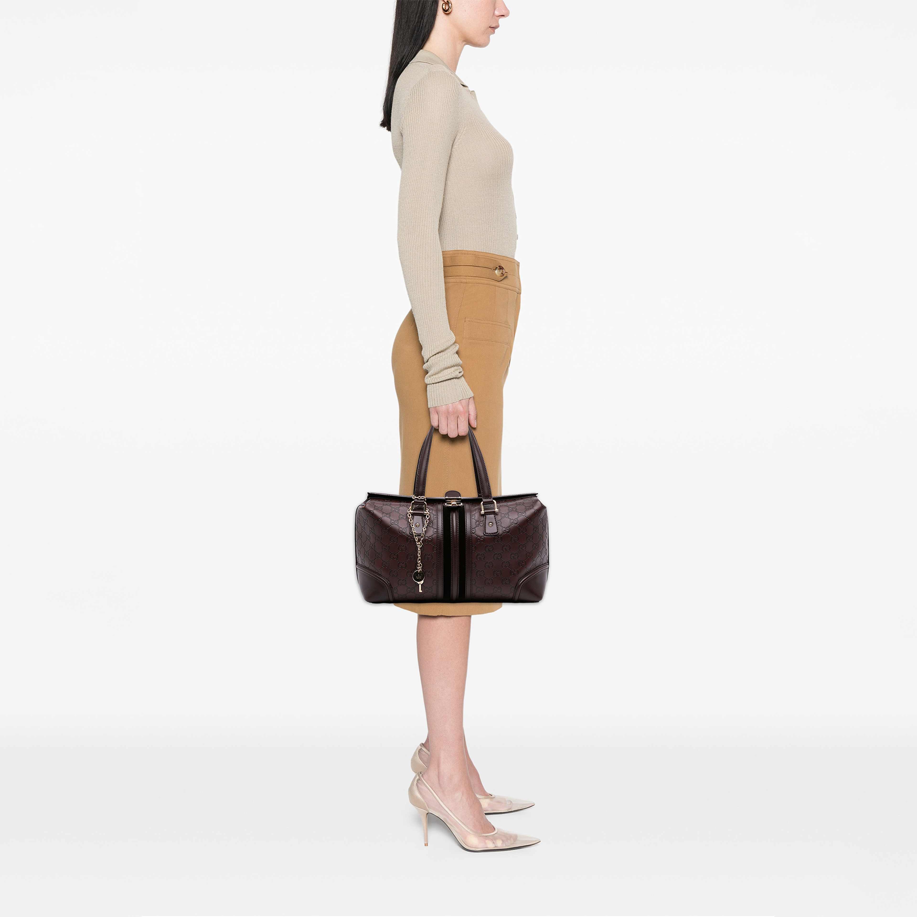 Gucci Guccissima Treasure Boston Bag, från Luxclusif, i färgen brun. Klicka för att öppna bilden i stort format