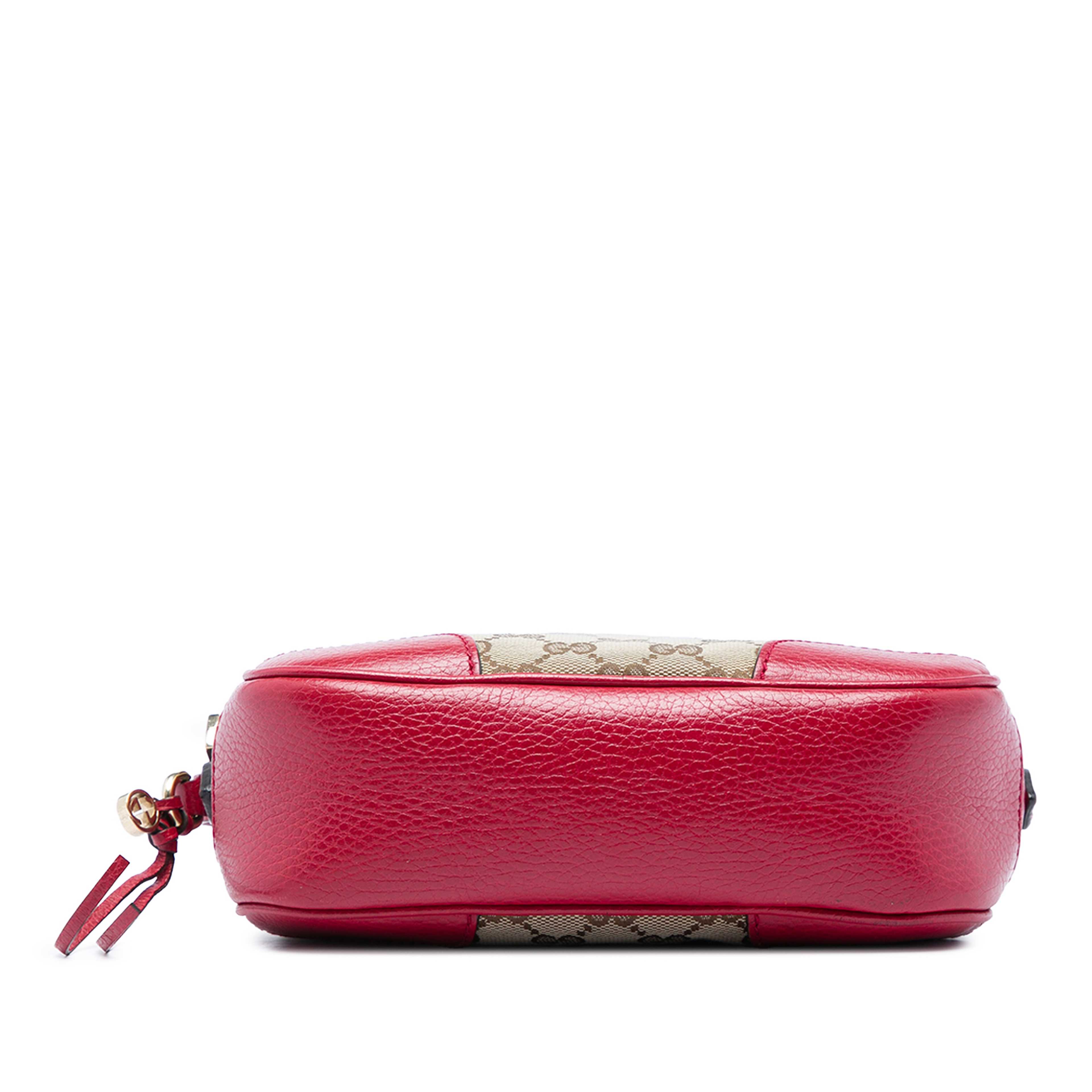 Gucci Gg Canvas Bree Crossbody, från Luxclusif, i färgen röd. Klicka för att öppna bilden i stort format