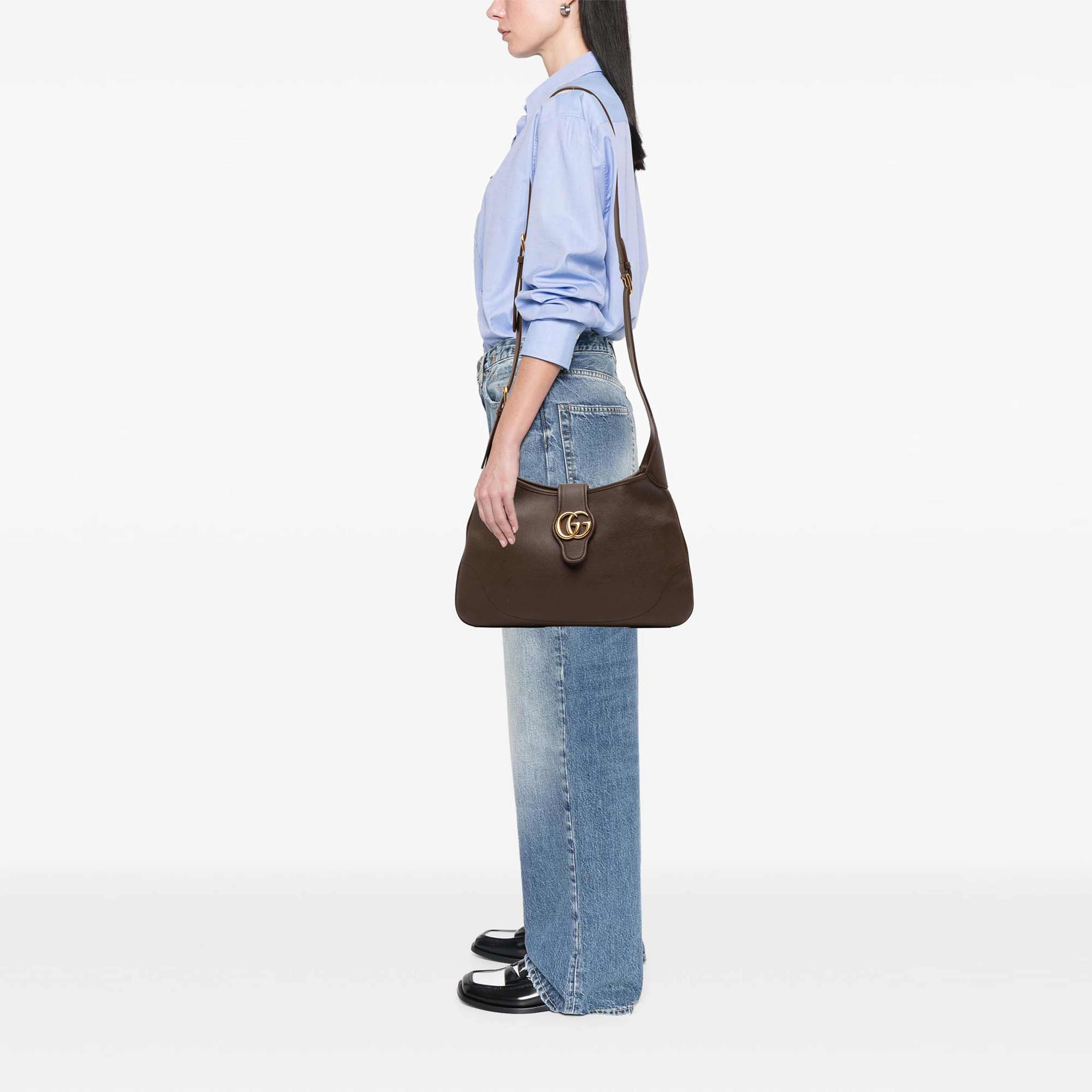 Gucci Medium Leather Aphrodite Crossbody, från Luxclusif, i färgen brun. Klicka för att öppna bilden i stort format