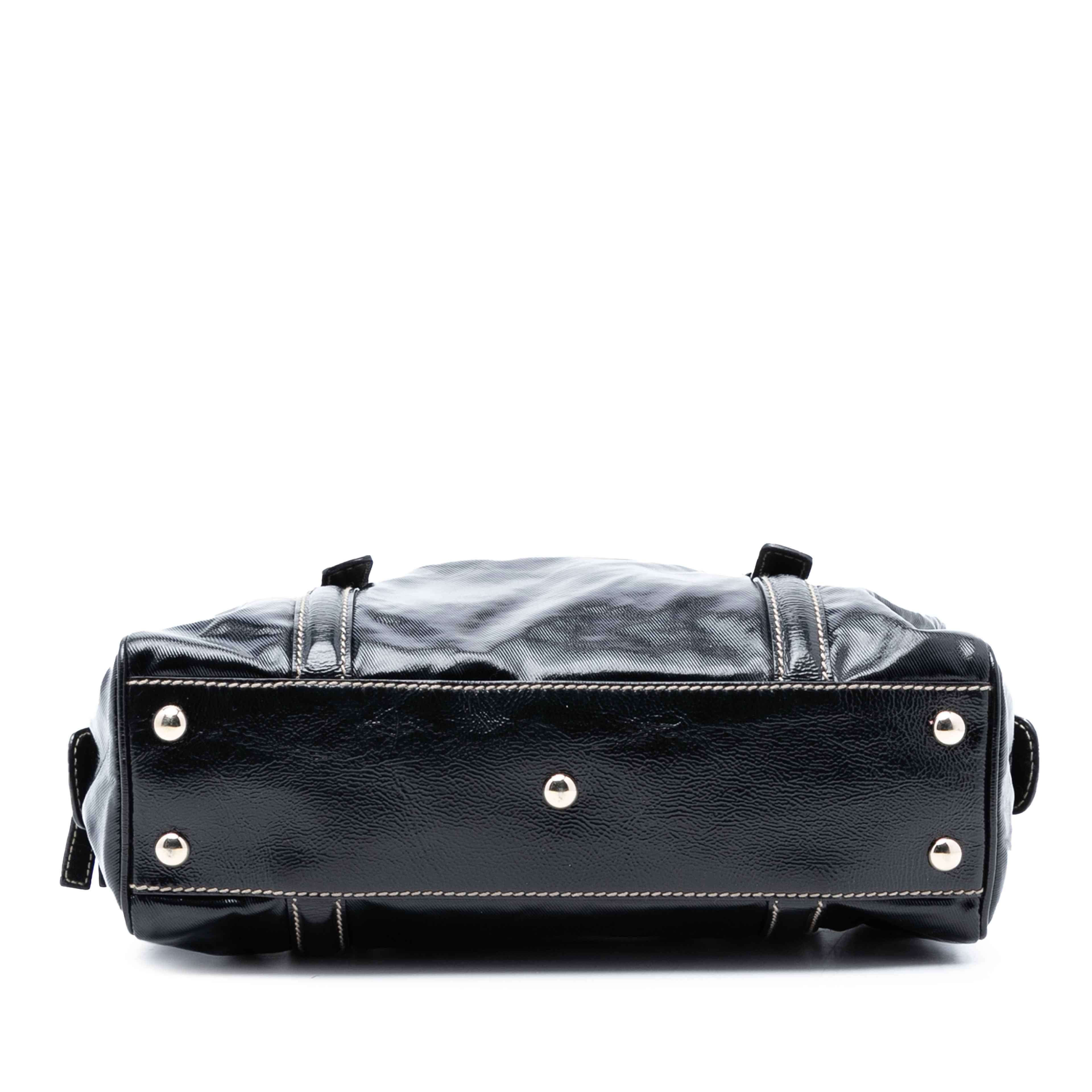 Gucci Coated Canvas Dialux Britt Boston Bag, från Luxclusif, i färgen black. Klicka för att öppna bilden i stort format