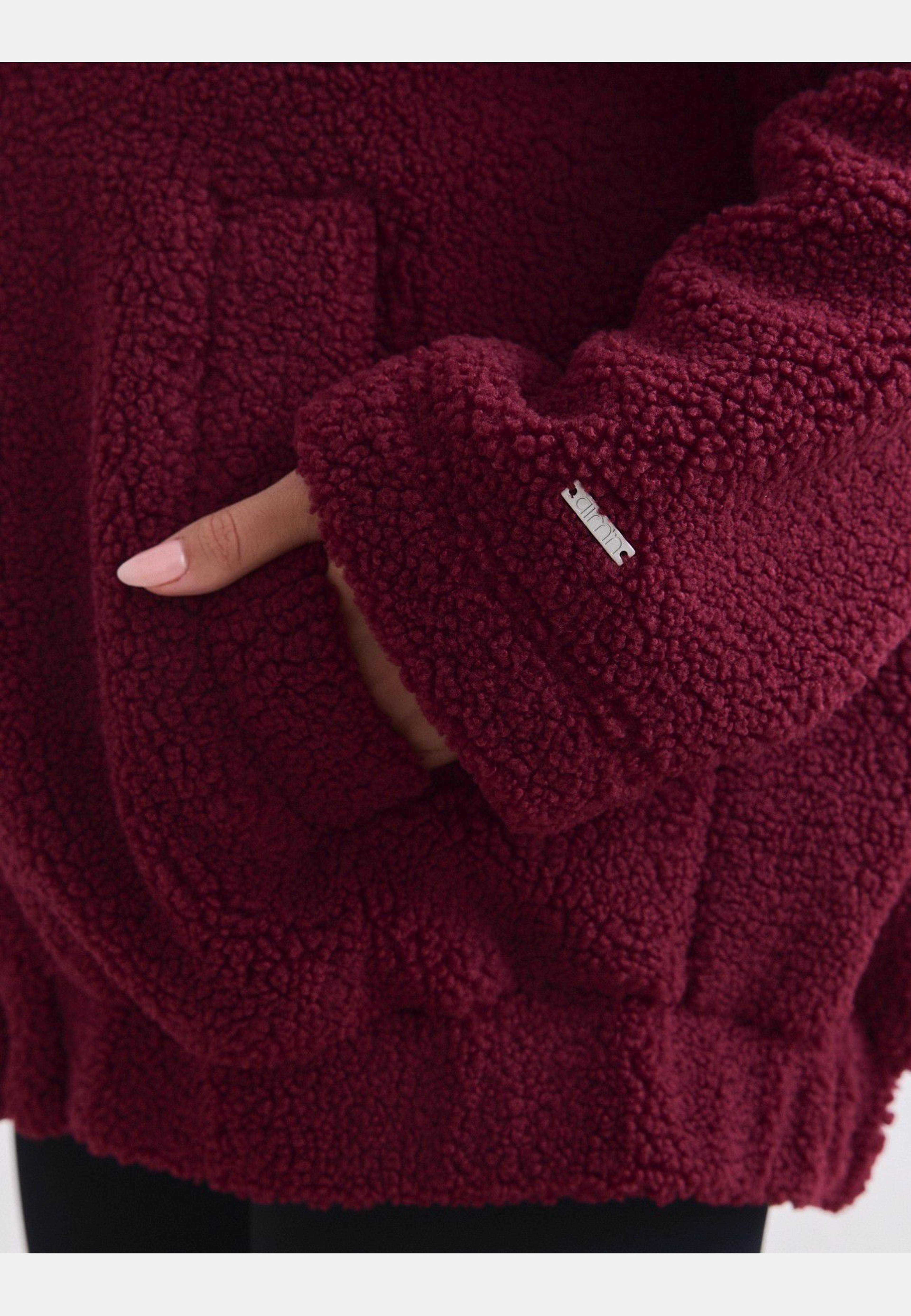 Pile Coach Jacket, från aim'n, i färgen merlot. Klicka för att öppna bilden i stort format
