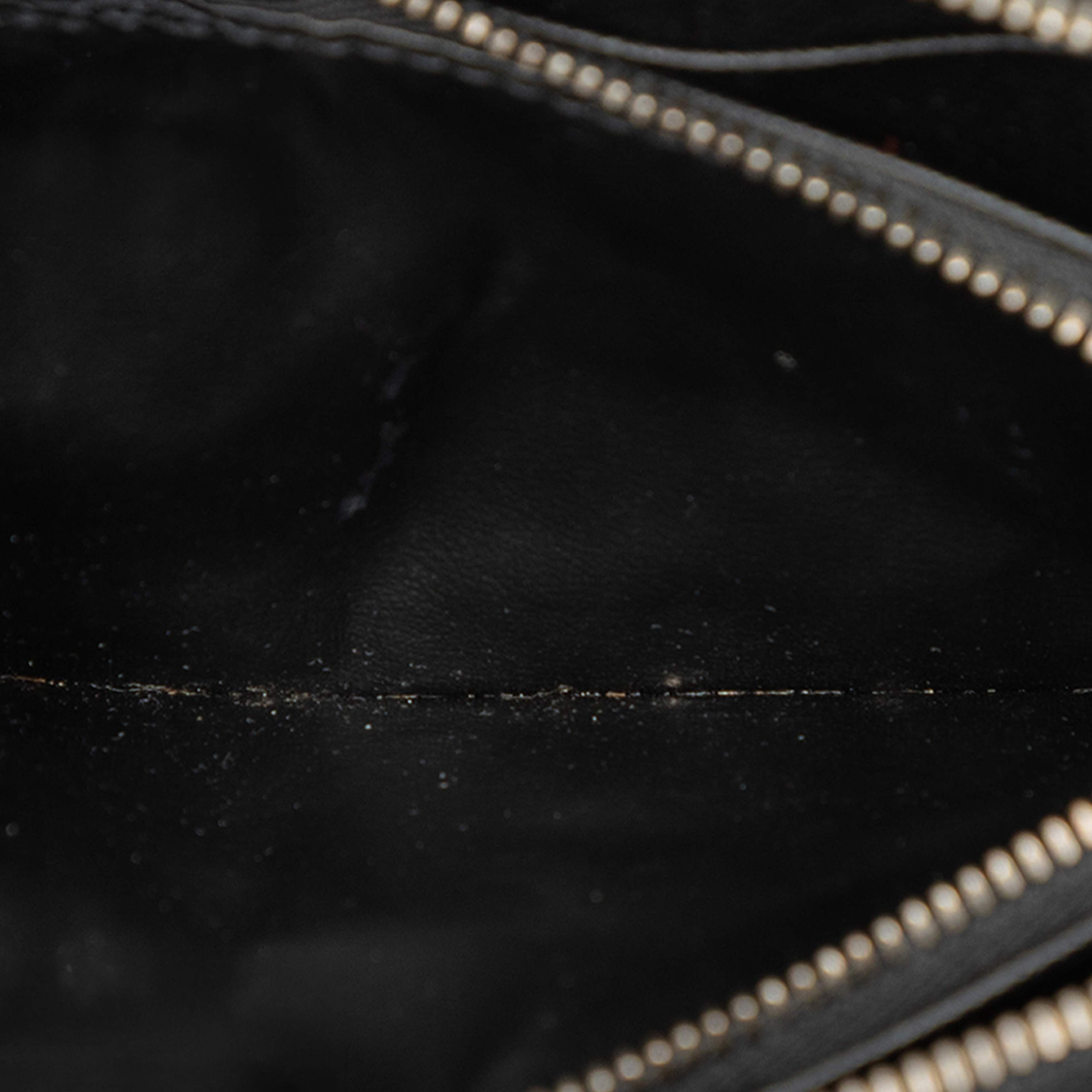 Louis Vuitton Epi Z Portefeuille Wallet, från Luxclusif, i färgen svart. Klicka för att öppna bilden i stort format