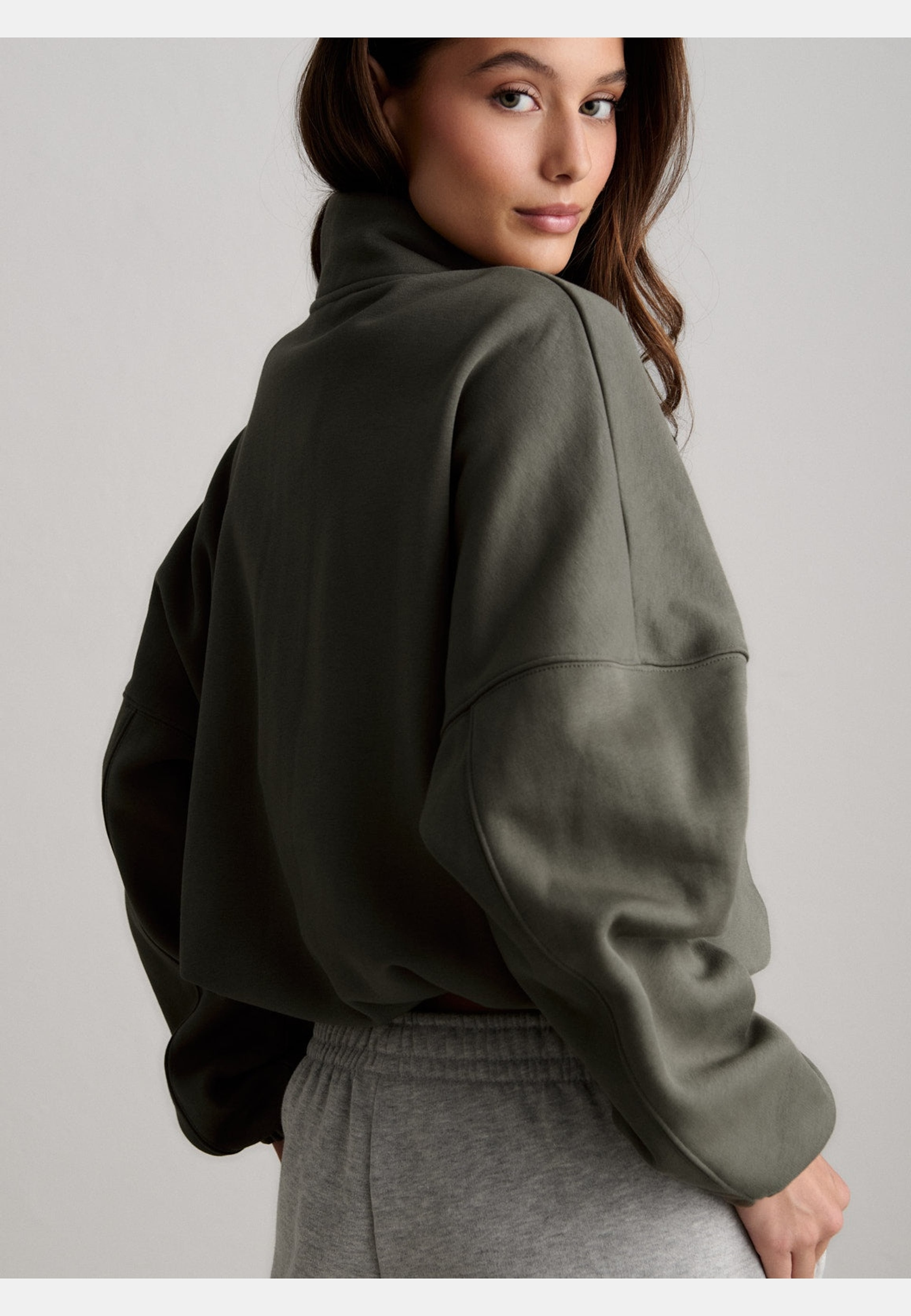 Script Zip Jacket, från aim'n, i färgen ivy. Klicka för att öppna bilden i stort format