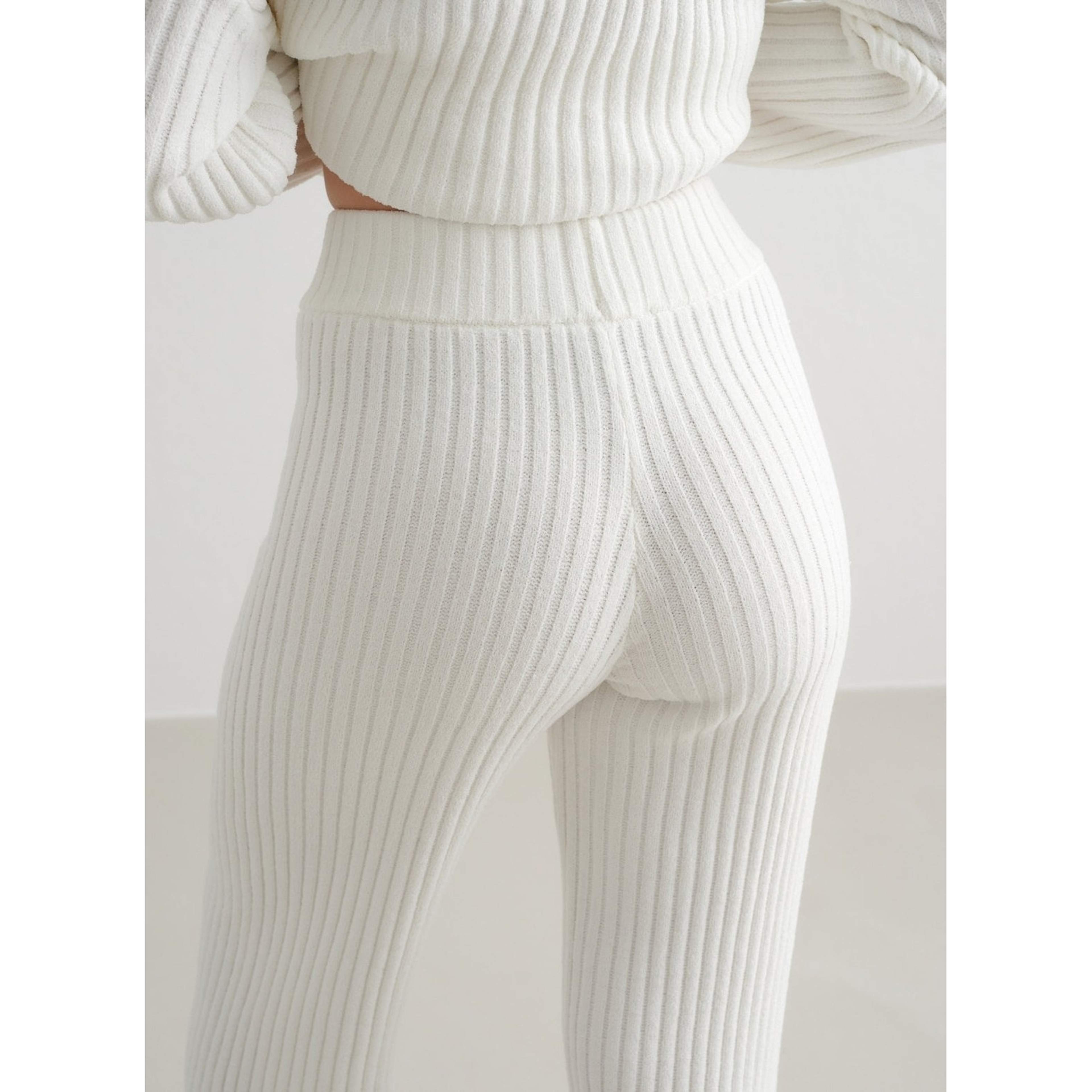 Almond White Rib Knit Pants