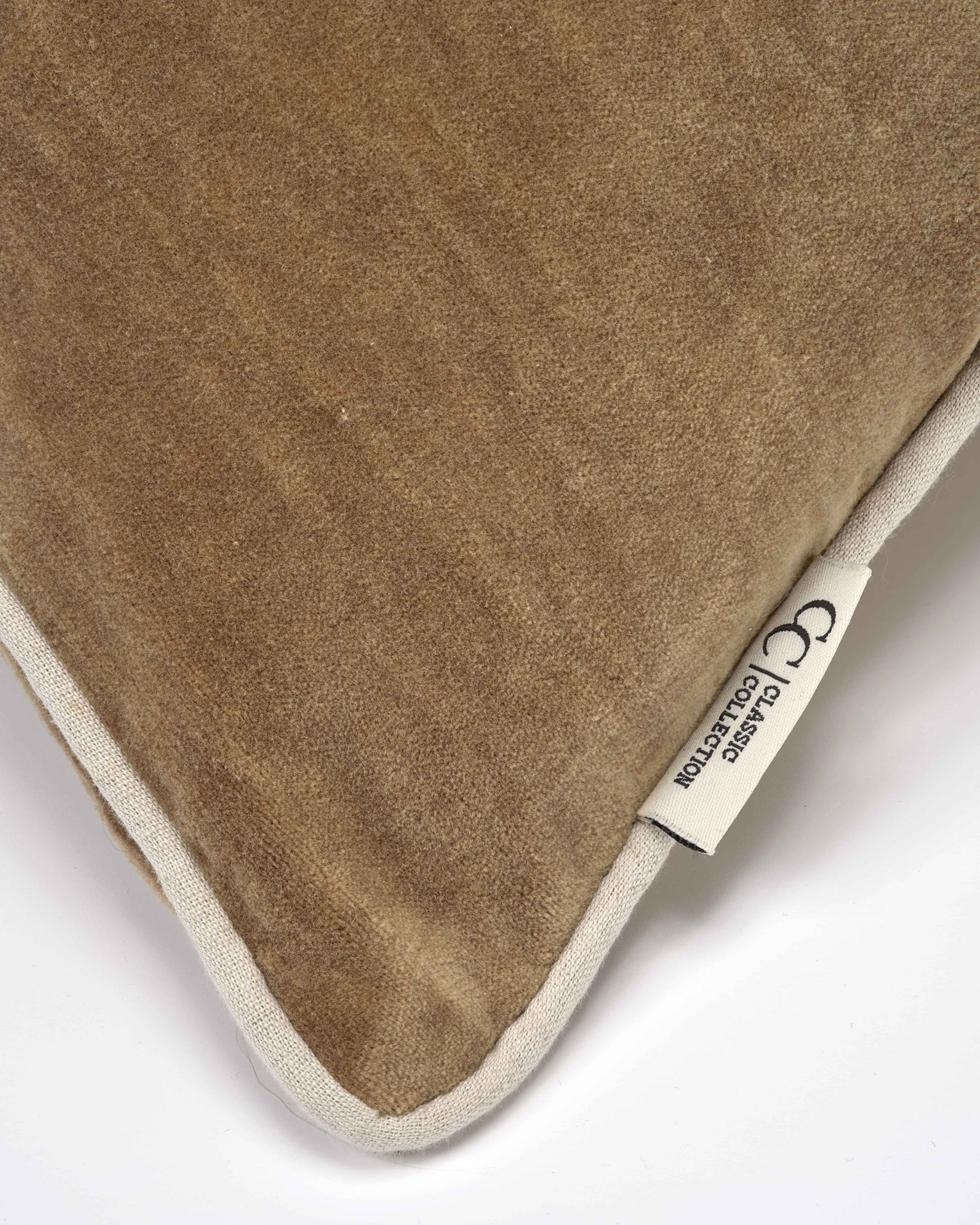 Kuddfodral Stonewash, från Classic Collection, i färgen gold. Klicka för att öppna bilden i stort format