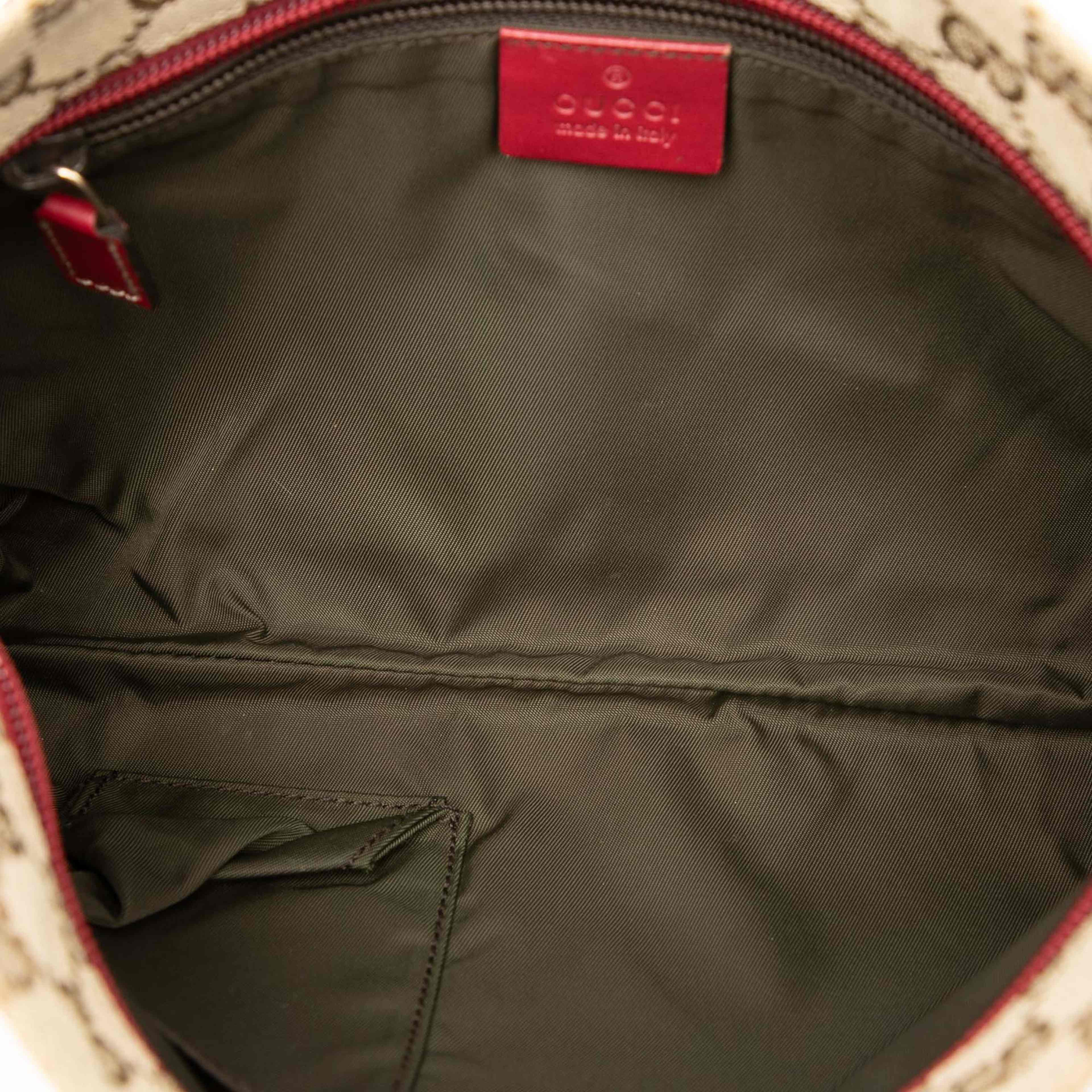 Gucci Gg Canvas Web Crossbody, från Luxclusif, i färgen beige. Klicka för att öppna bilden i stort format