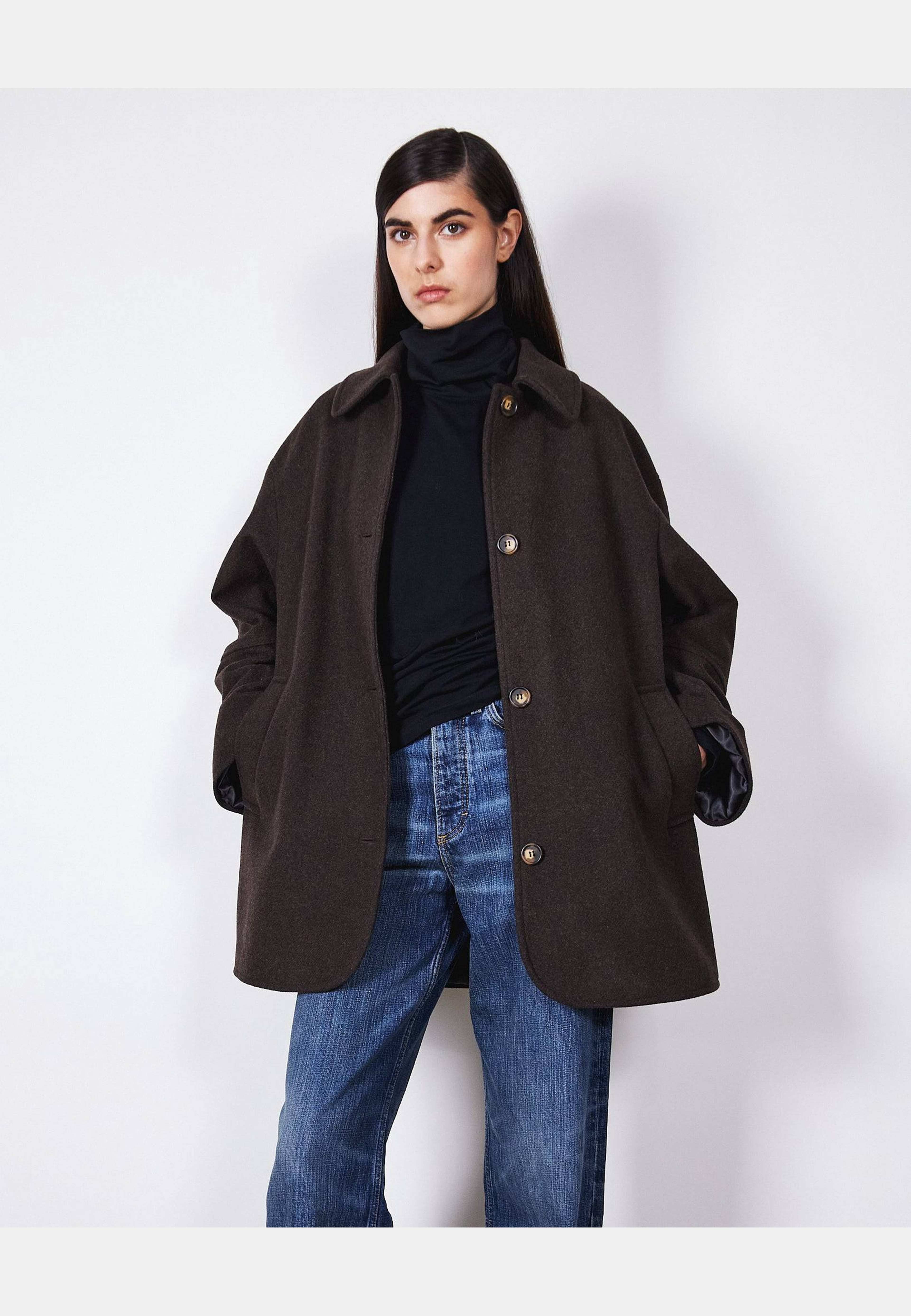 Edie, från Brixtol Textiles, i färgen brown. Klicka för att öppna bilden i stort format
