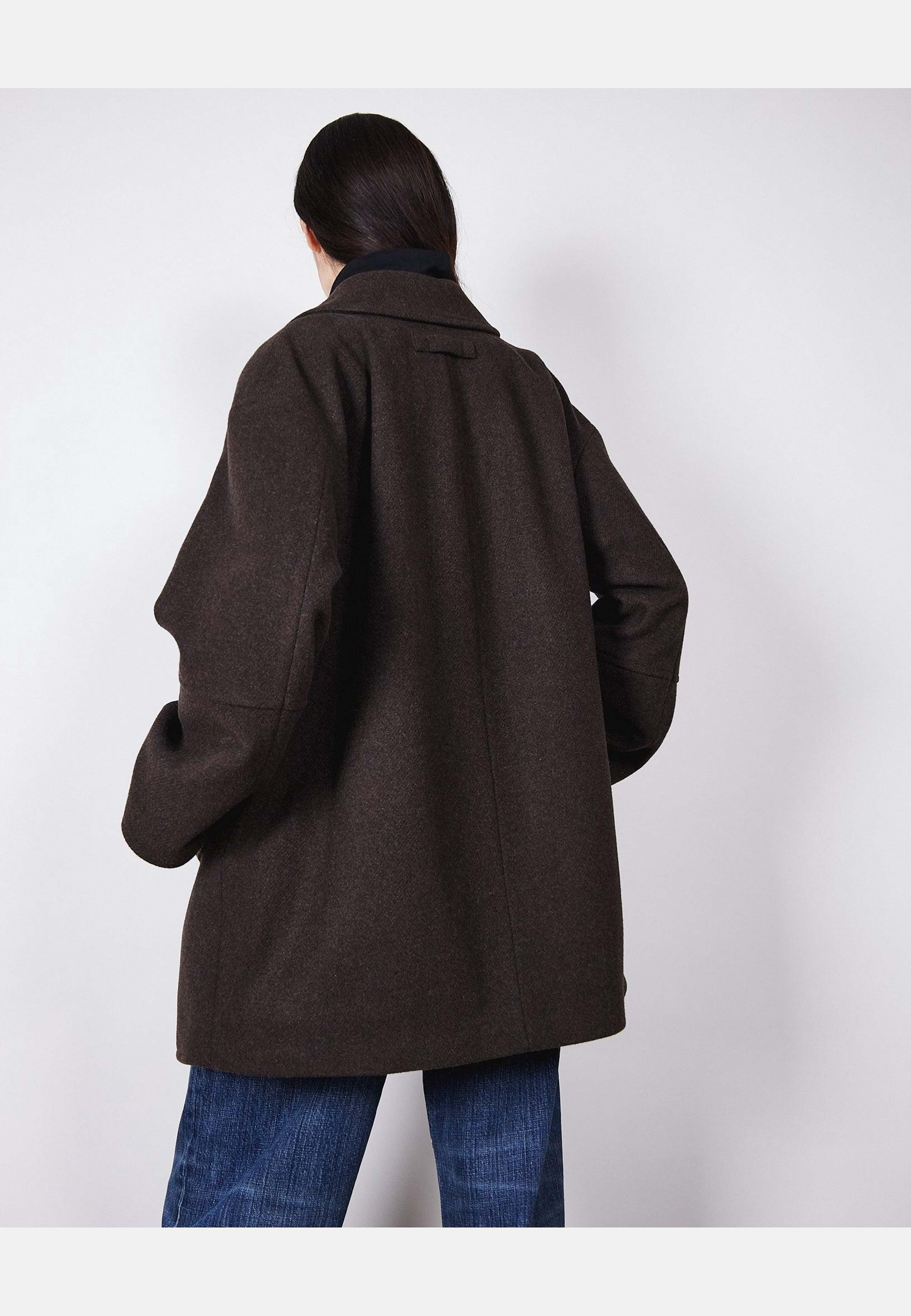 Edie, från Brixtol Textiles, i färgen brown. Klicka för att öppna bilden i stort format
