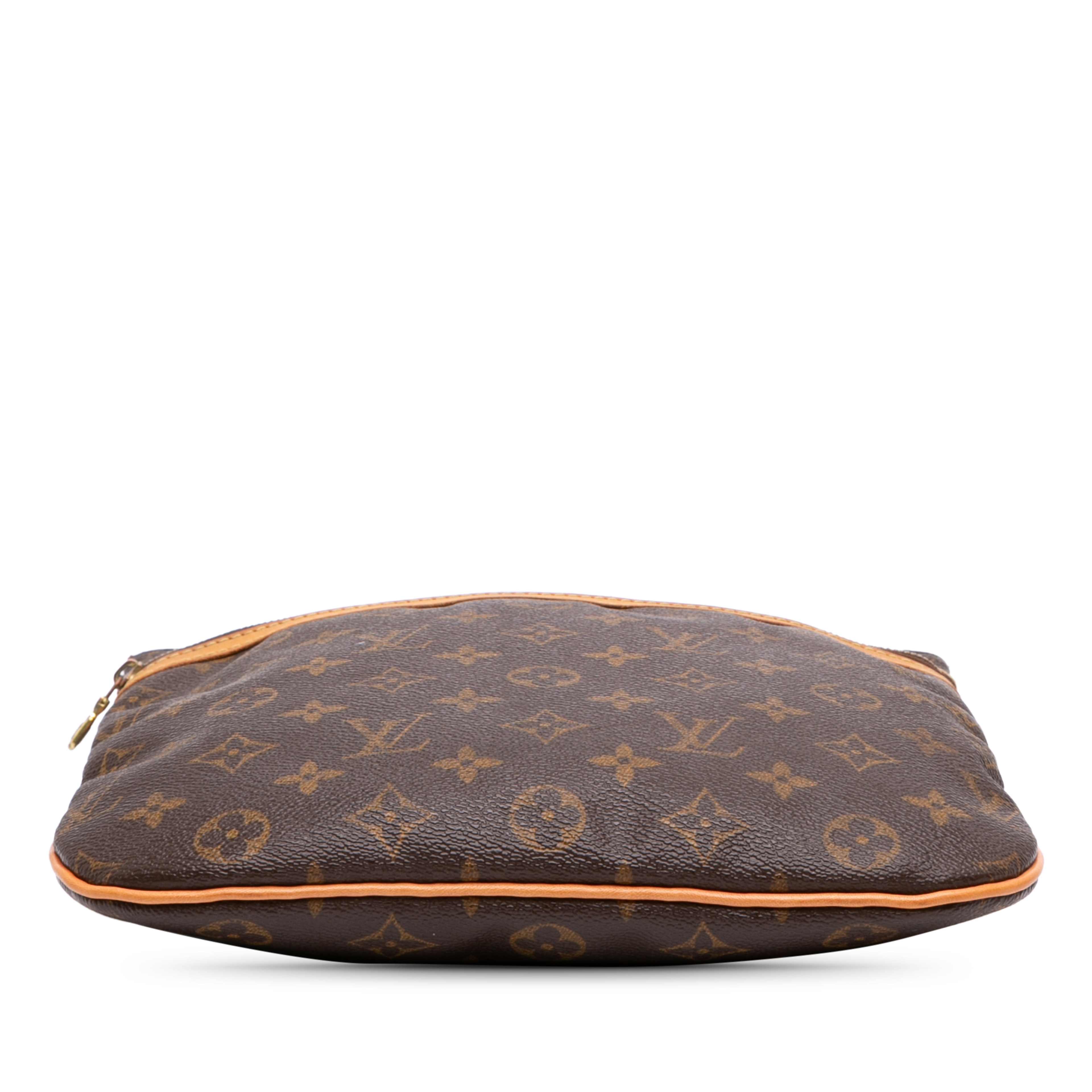 Louis Vuitton Monogram Bosphore Pochette, från Luxclusif, i färgen brun. Klicka för att öppna bilden i stort format