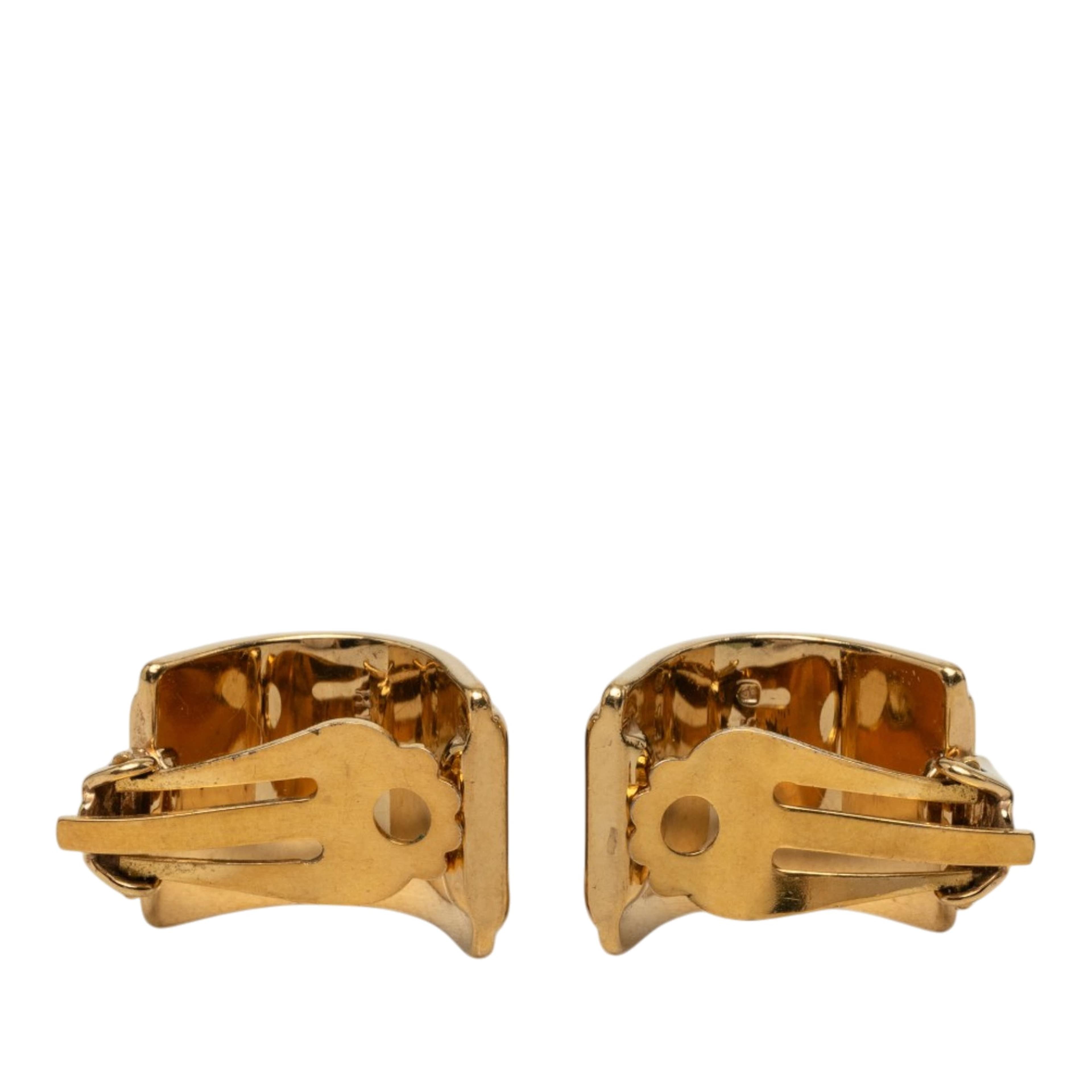 Hermès Gold Plated Enamel Cloisonne Clip On Earrings, från Luxclusif, i färgen blå. Klicka för att öppna bilden i stort format