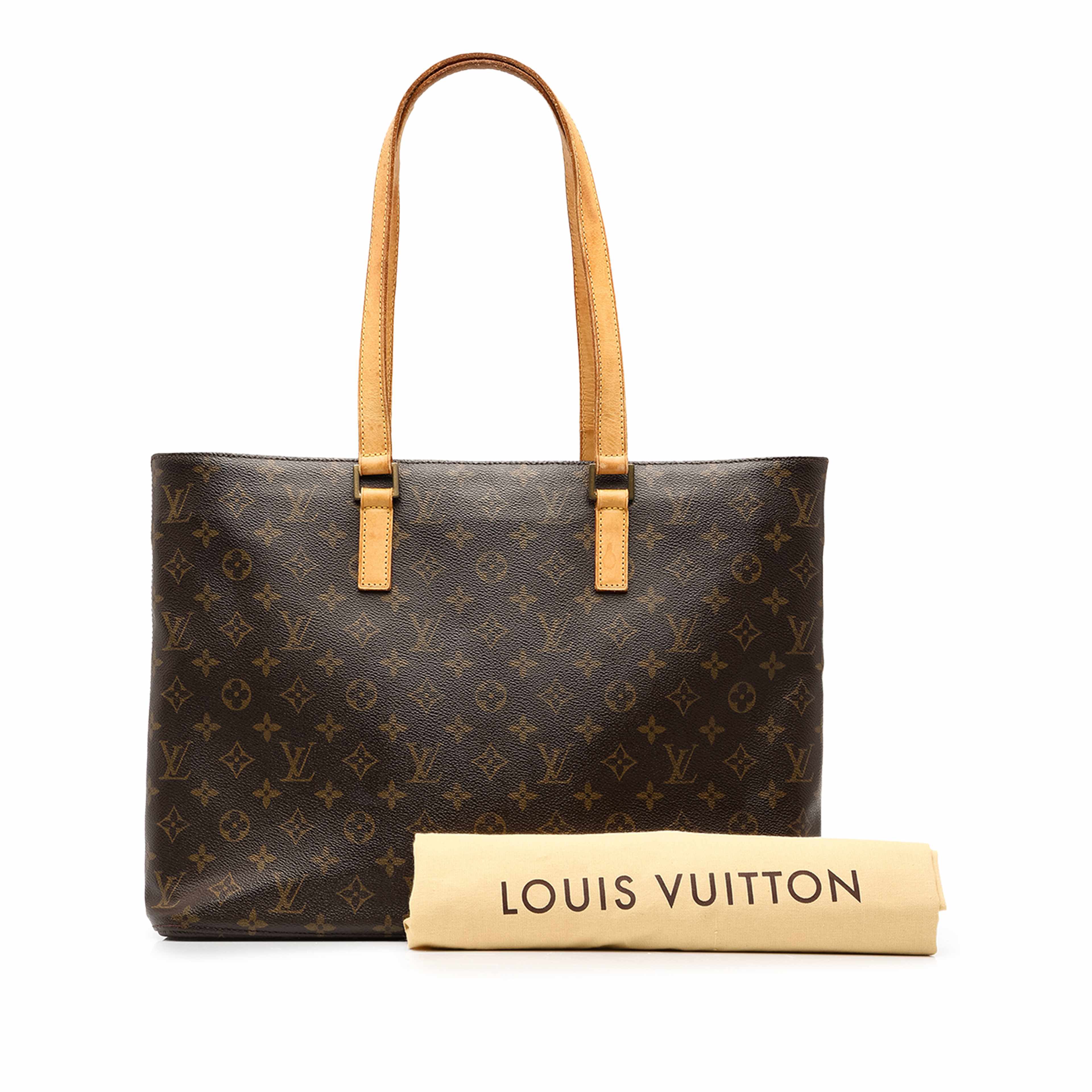 Louis Vuitton Monogram Luco, från Luxclusif, i färgen brun. Klicka för att öppna bilden i stort format