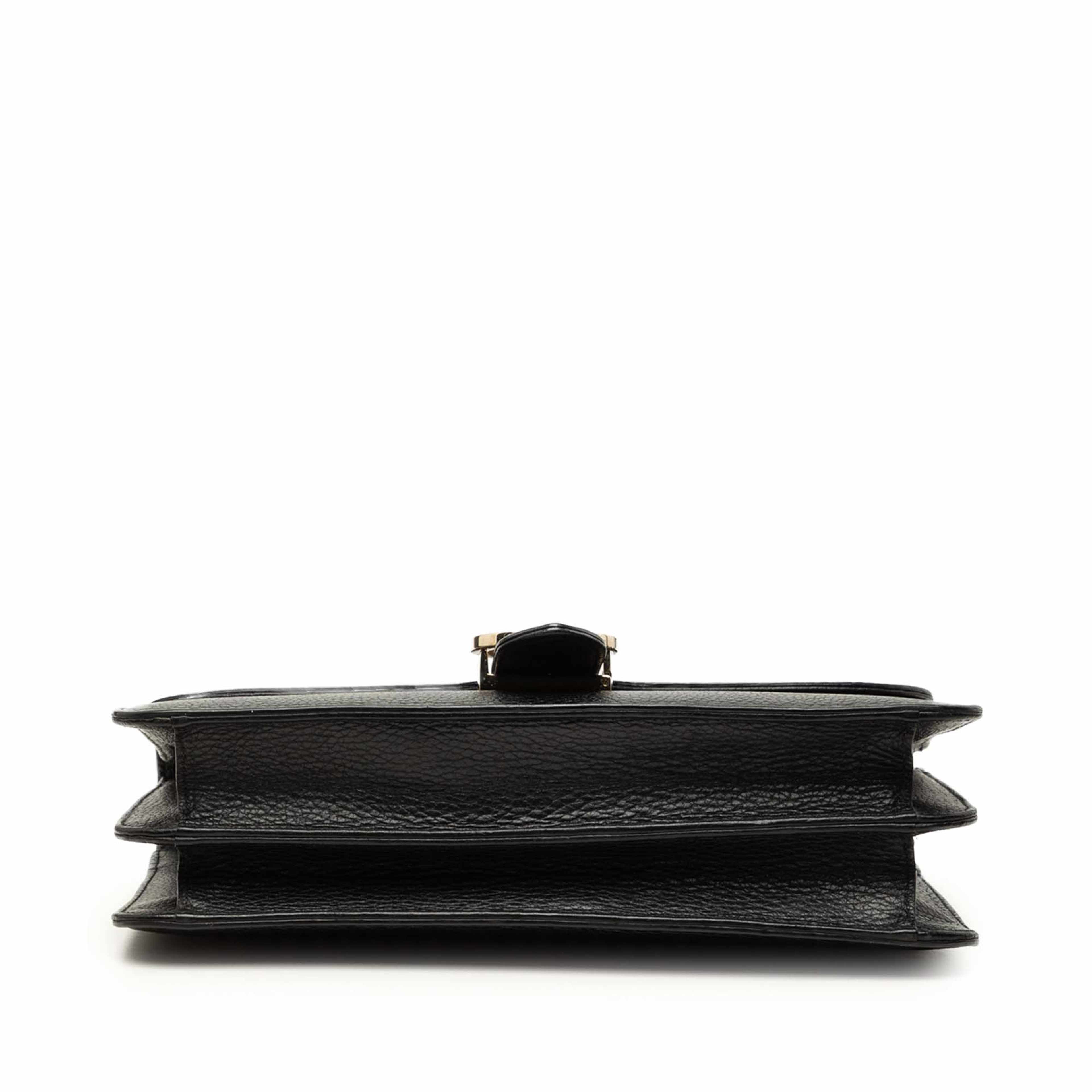 Gucci Medium Dollar Calfskin Interlocking G Crossbody, från Luxclusif, i färgen svart. Klicka för att öppna bilden i stort format