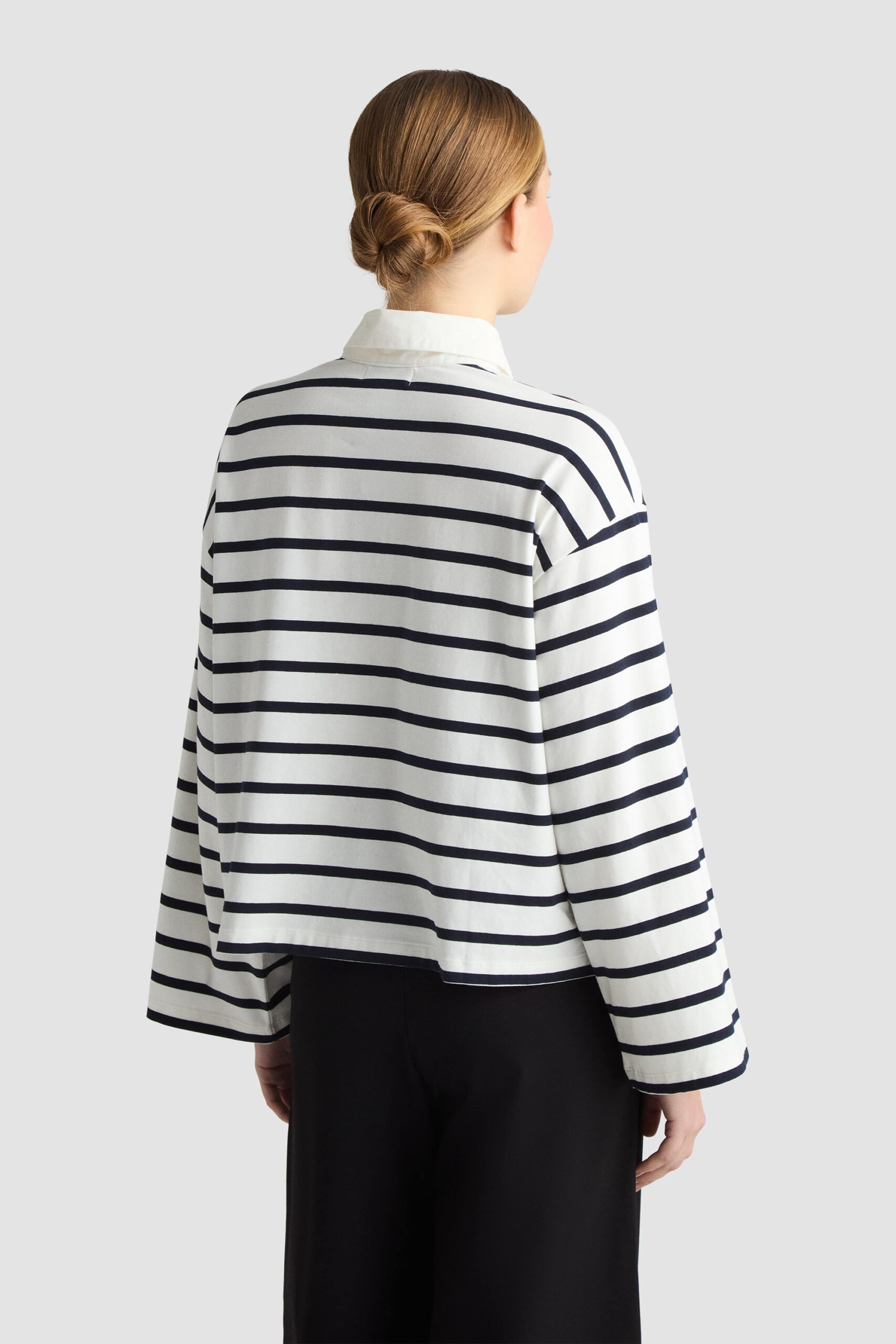 Tommy Popover - Midnight Stripe, från Residus, i färgen blue. Klicka för att öppna bilden i stort format