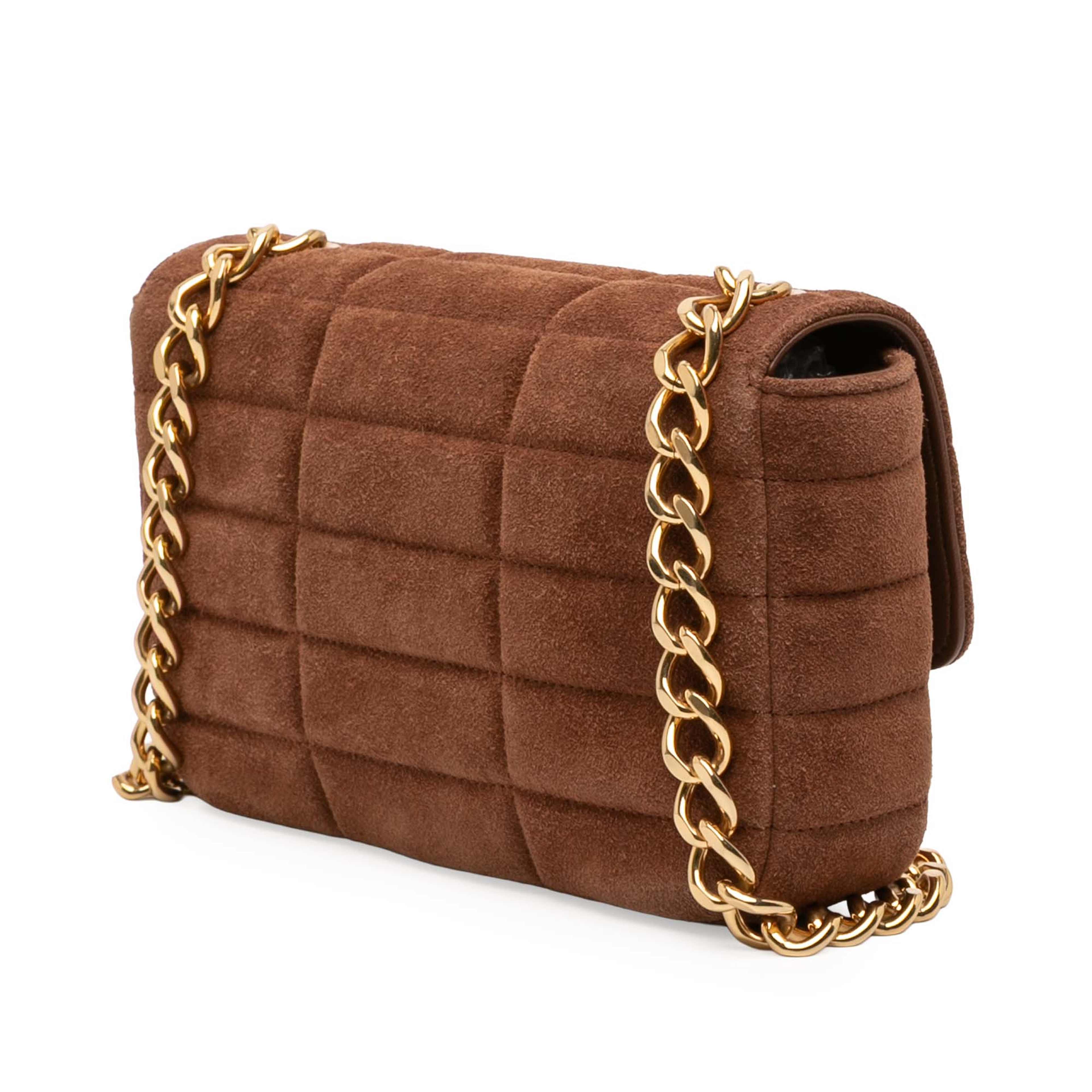 Celine Suede Monochrome Shoulder Bag, från Luxclusif, i färgen brown. Klicka för att öppna bilden i stort format